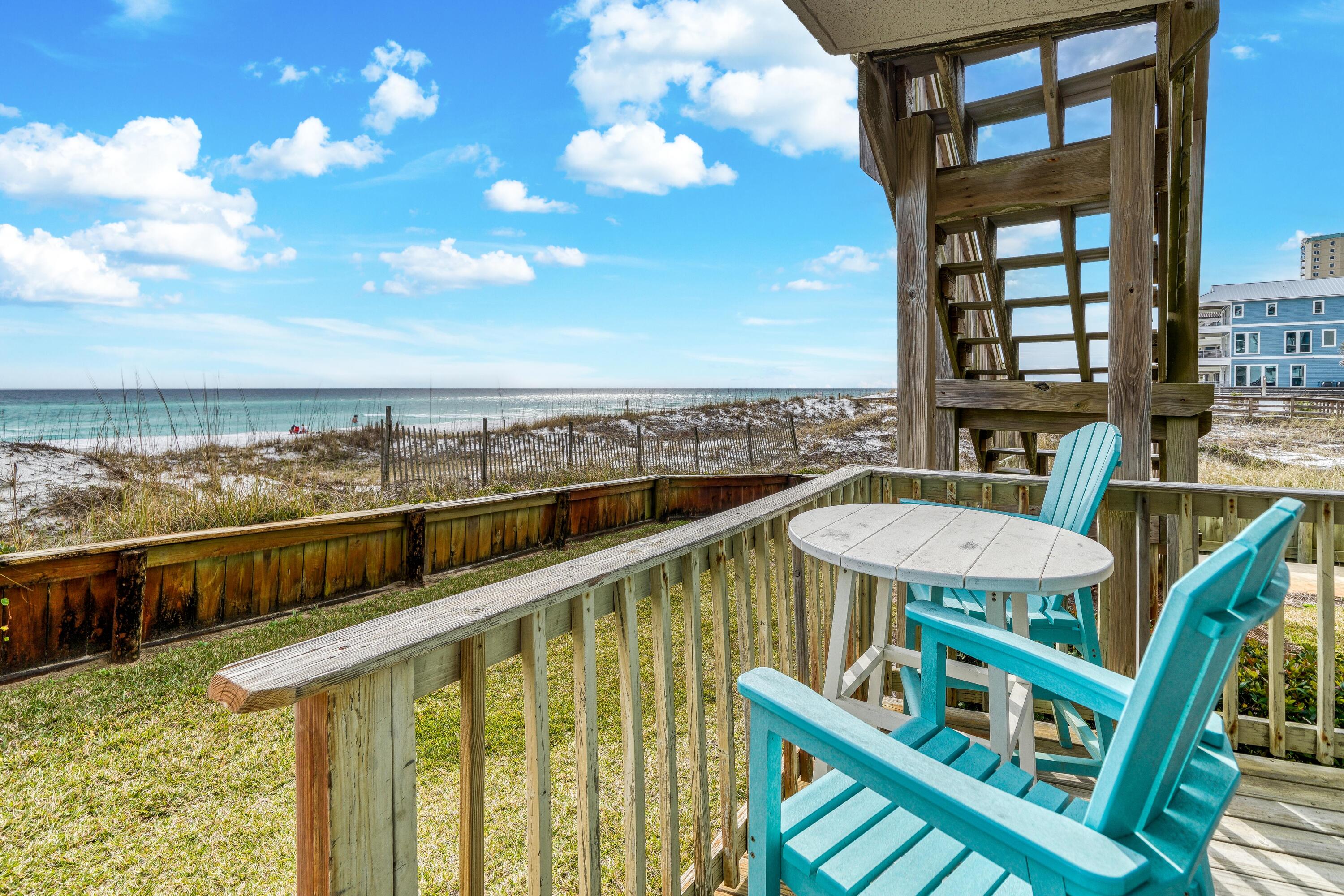 MAINSAIL CONDO PH 1 - Residential