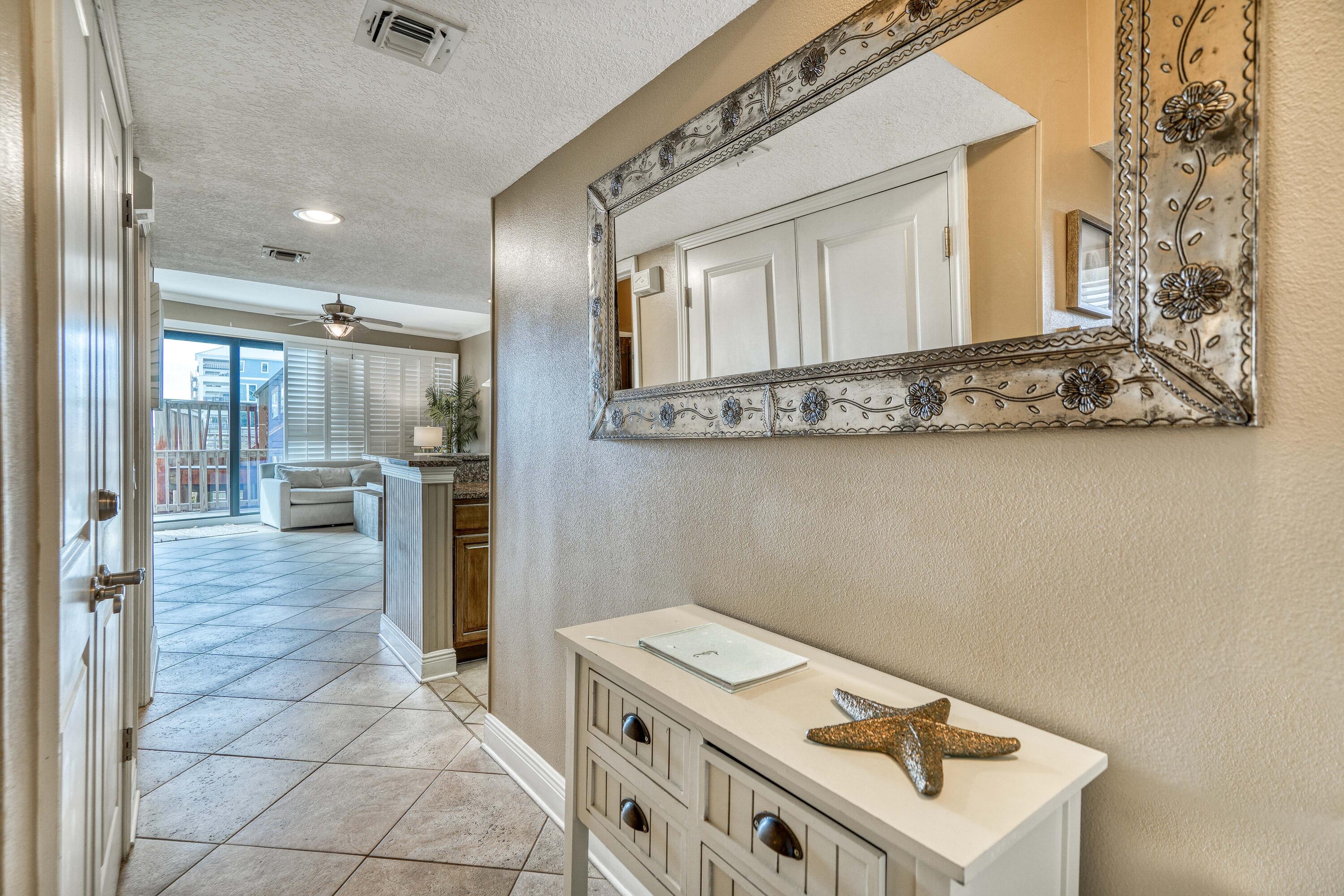 MAINSAIL CONDO PH 1 - Residential