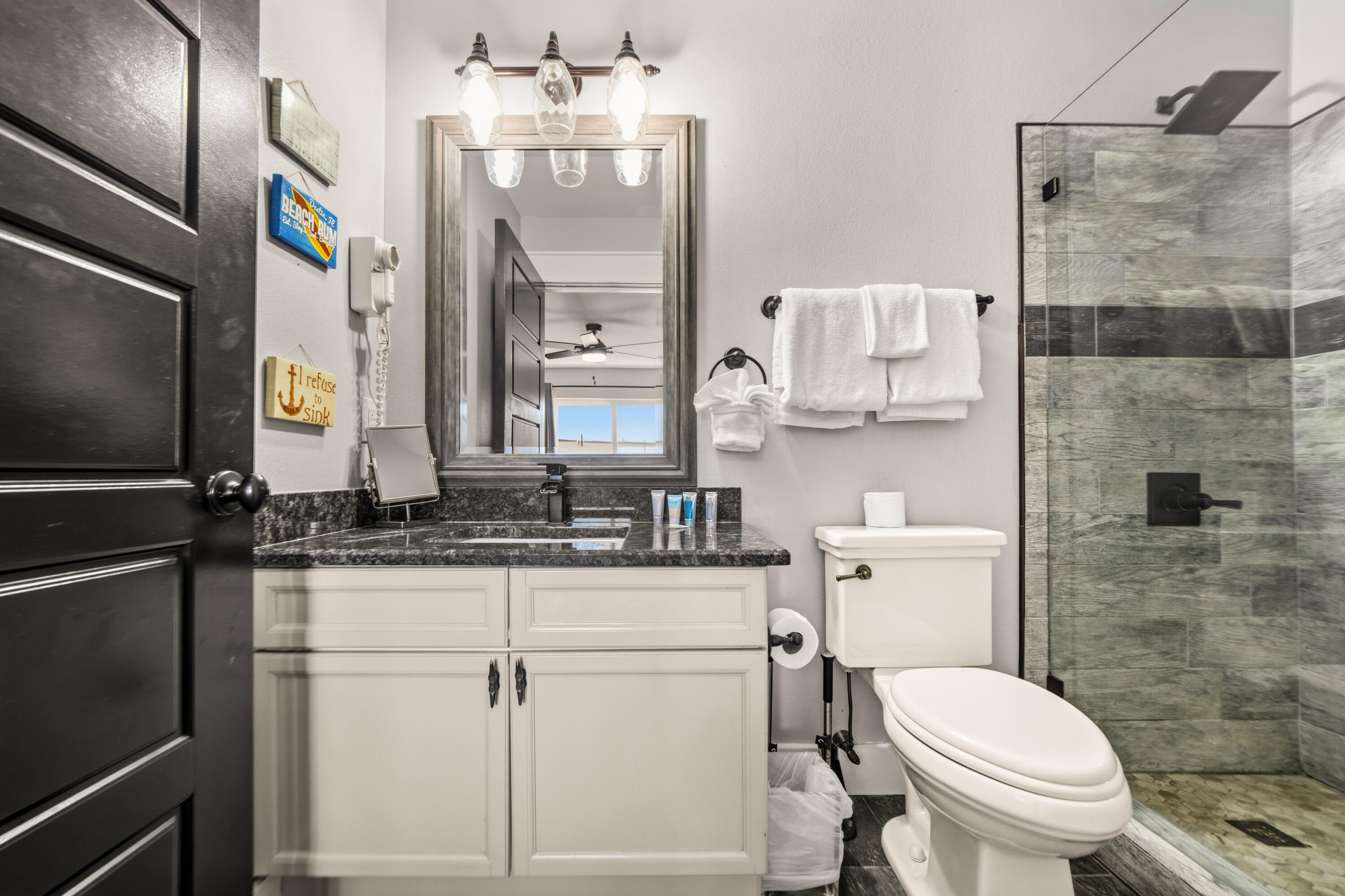 Royal Seaesta - Residential