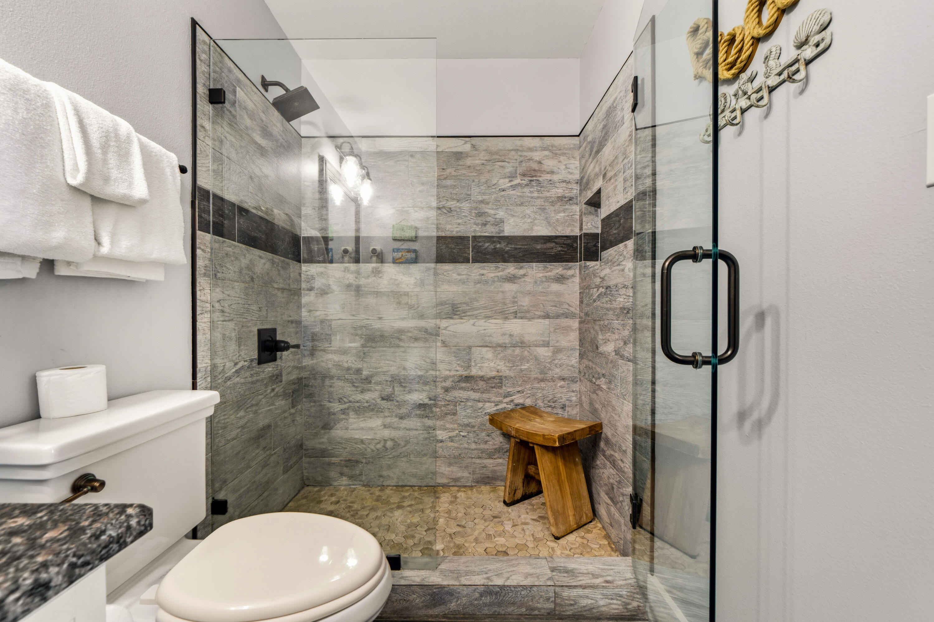 Royal Seaesta - Residential