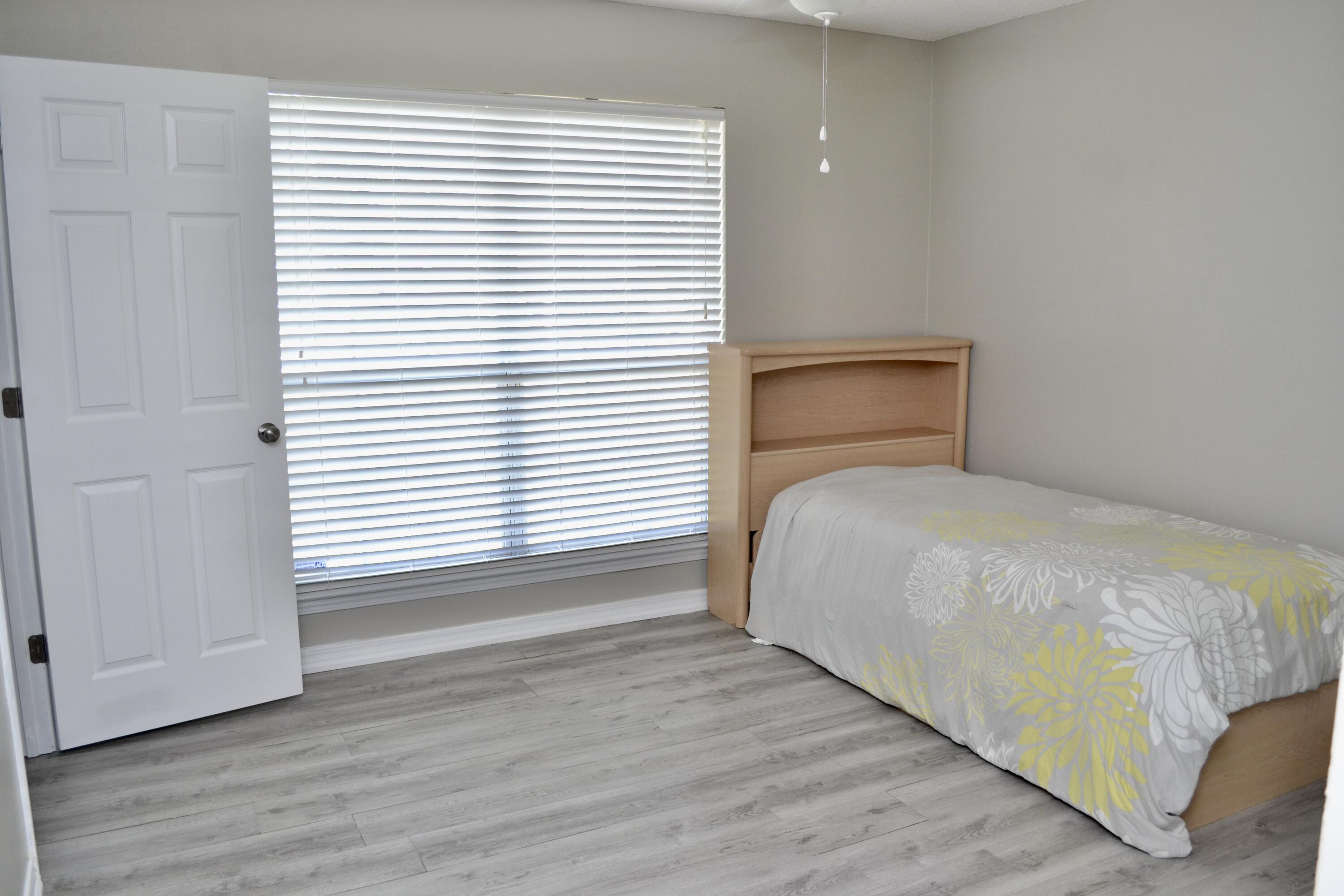 SKY RIDGE ESTATES 1ST ADD - Residential
