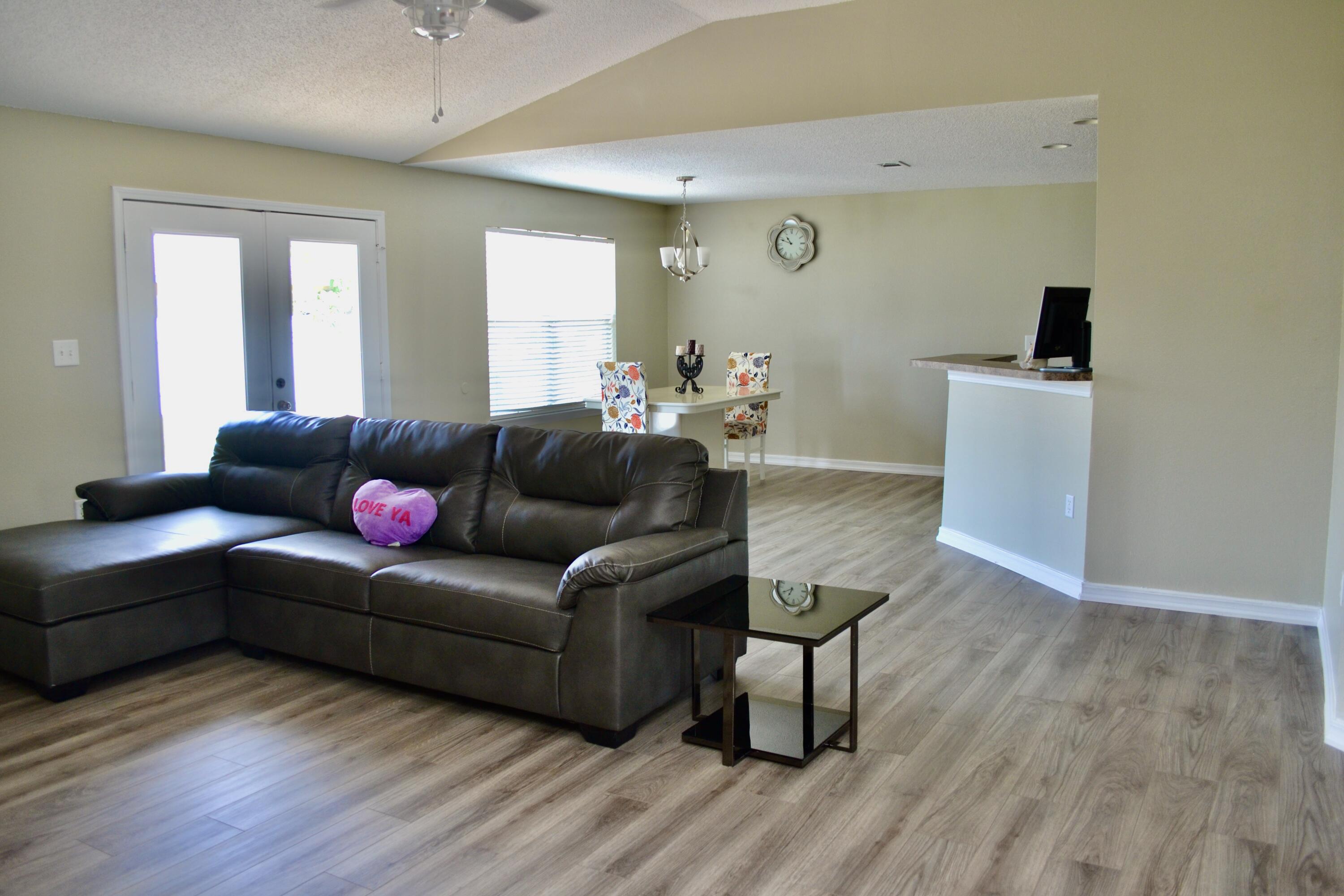 SKY RIDGE ESTATES 1ST ADD - Residential