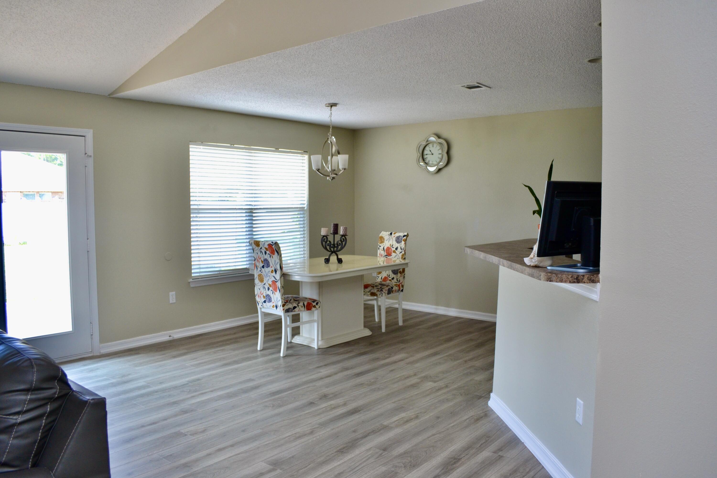 SKY RIDGE ESTATES 1ST ADD - Residential