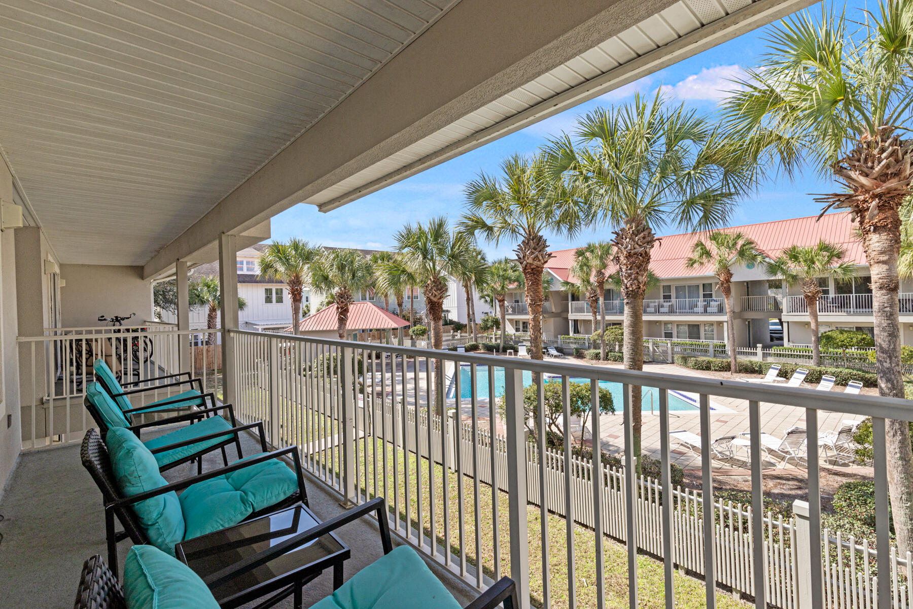 ROLLIN TIDE VILLAS - Residential