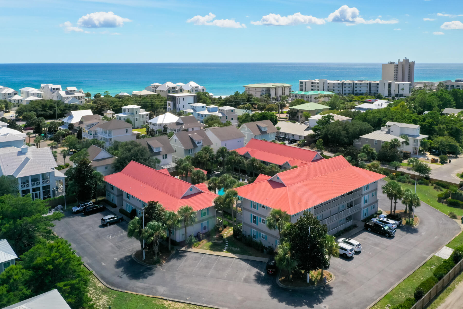 ROLLIN TIDE VILLAS - Residential