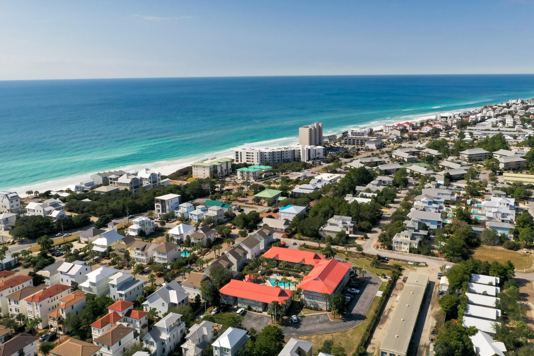 ROLLIN TIDE VILLAS - Residential