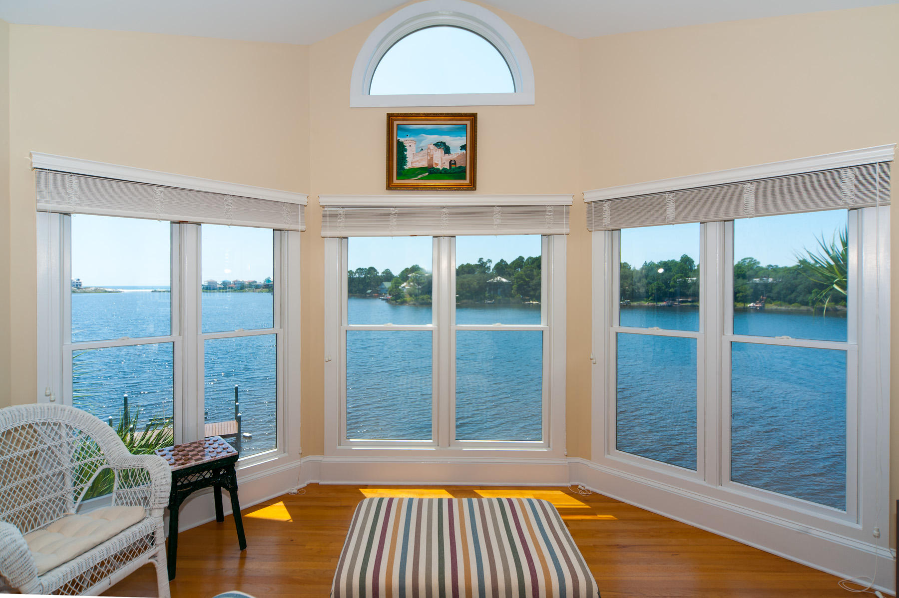 LAKEWOOD POINTE ESTATES - Residential