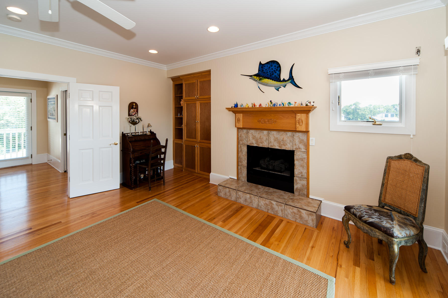 LAKEWOOD POINTE ESTATES - Residential