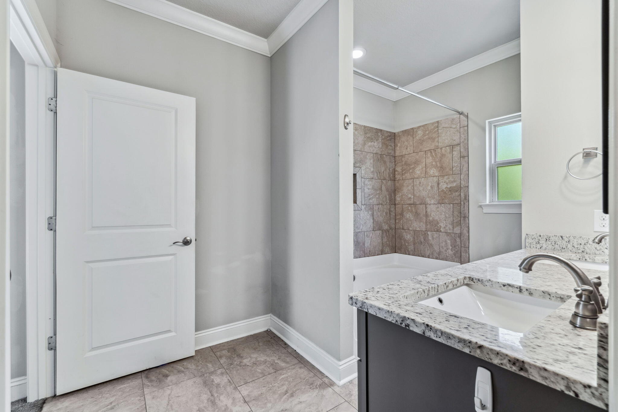 AZALEA ESTATES - Residential Lease