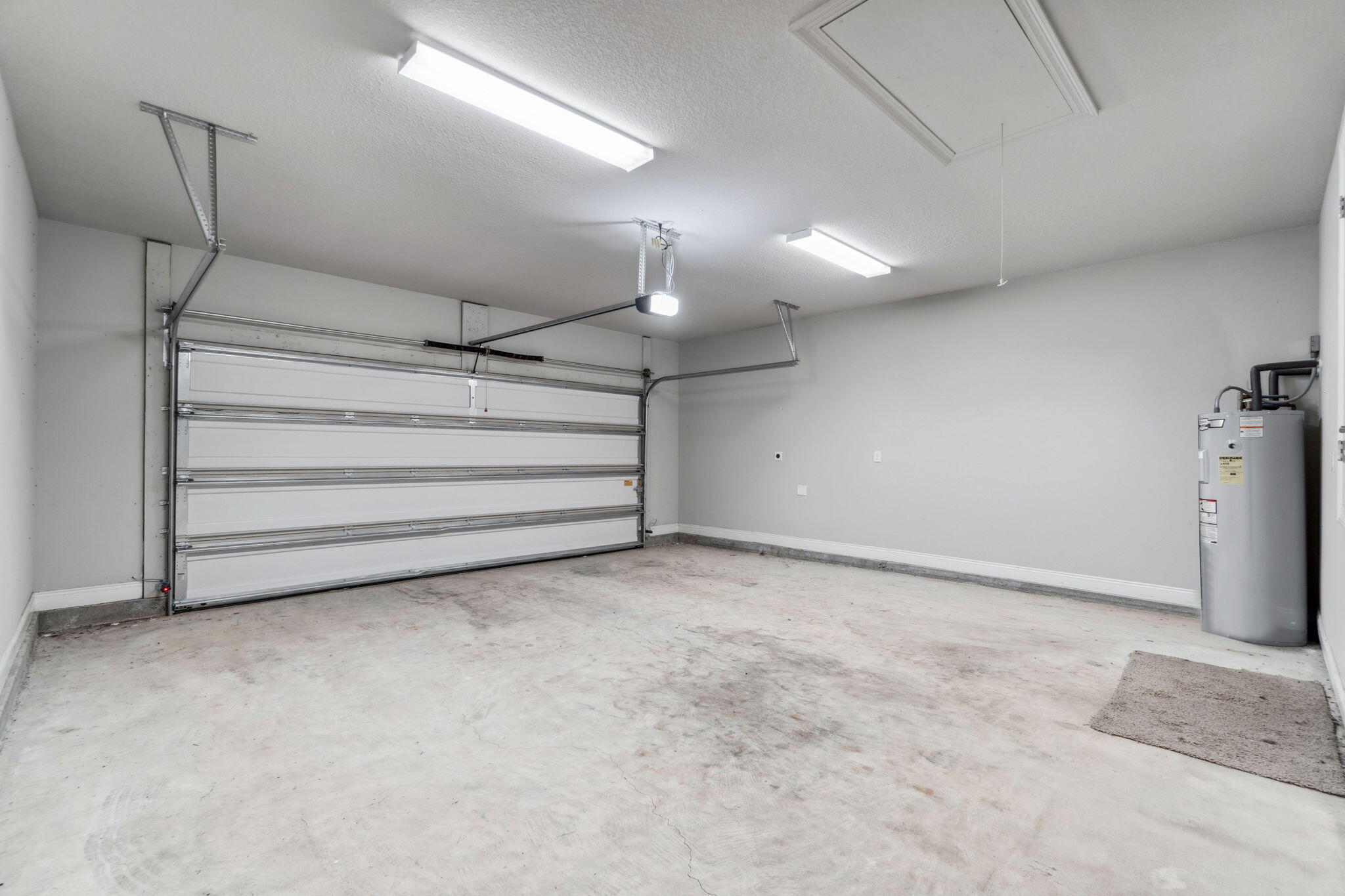 AZALEA ESTATES - Residential Lease