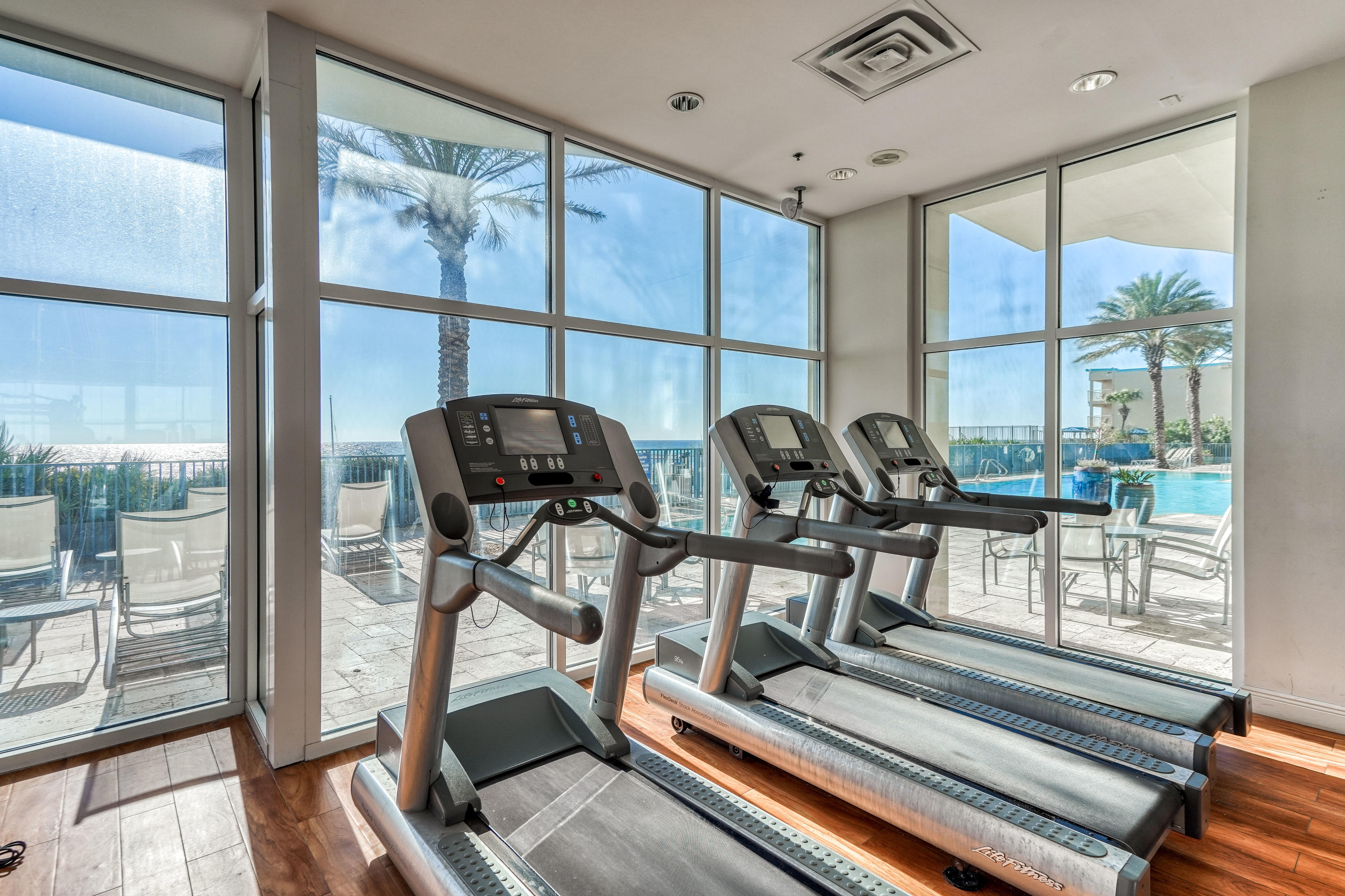 Sterling Breeze - Residential