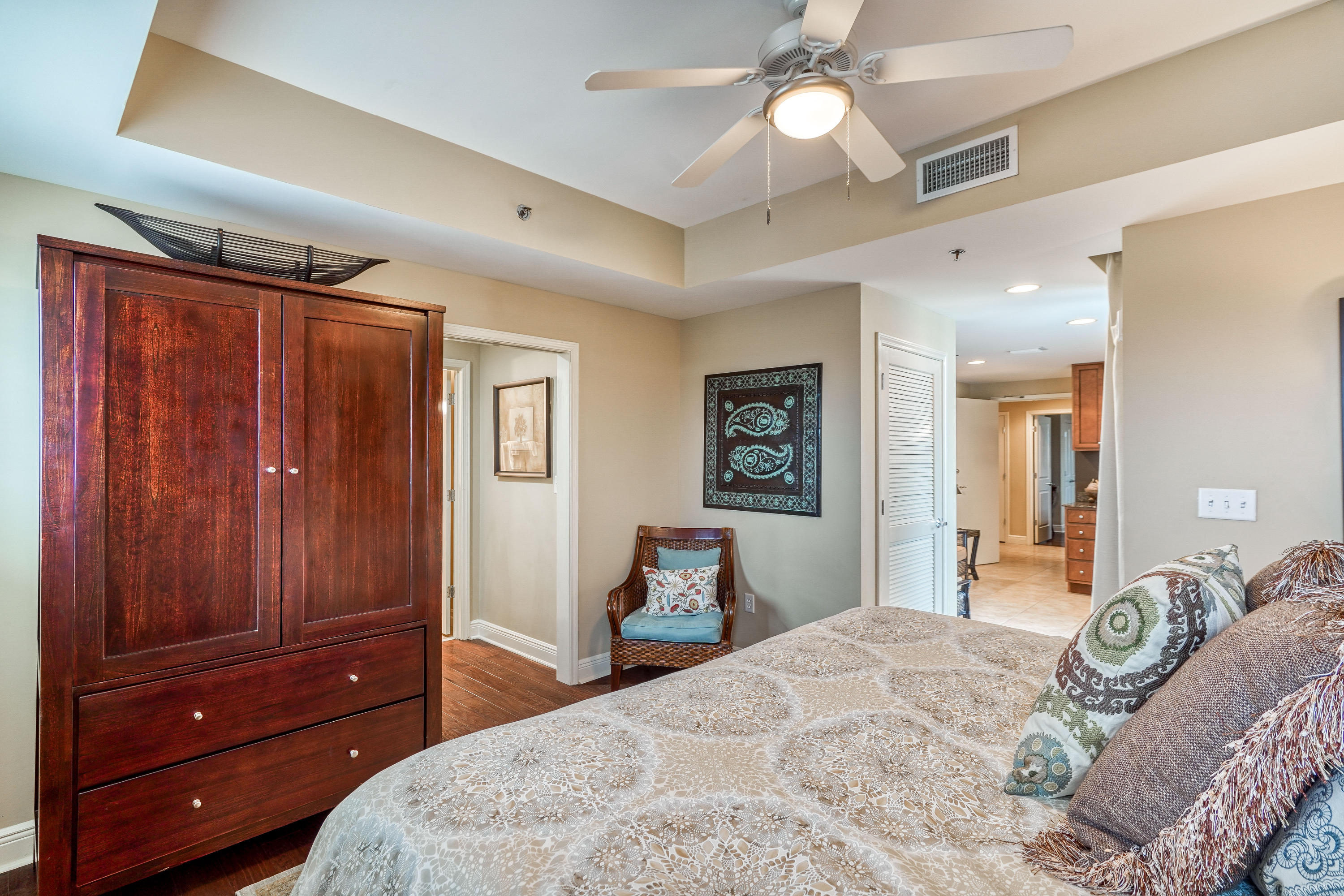 Sterling Breeze - Residential