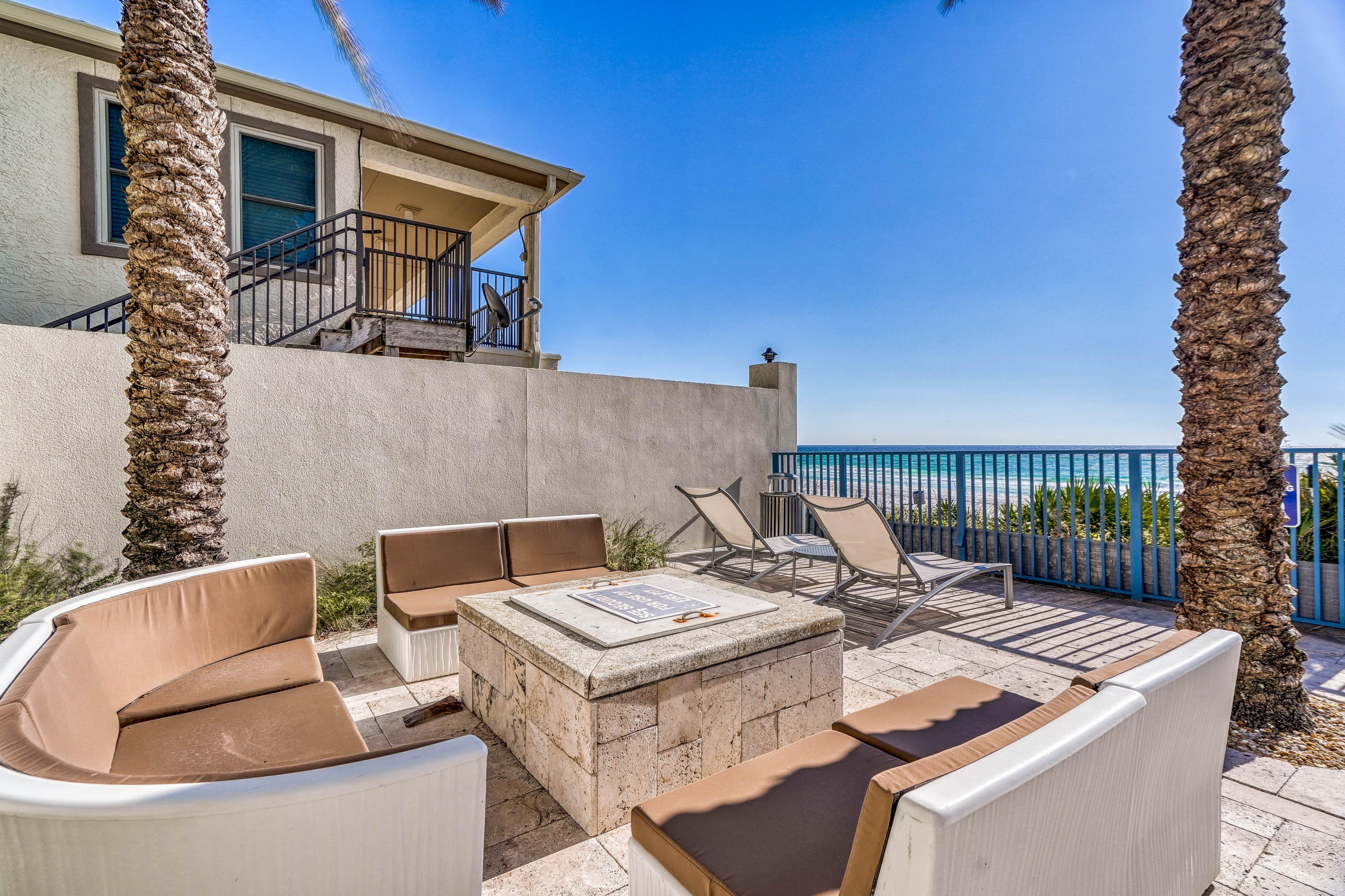 Sterling Breeze - Residential