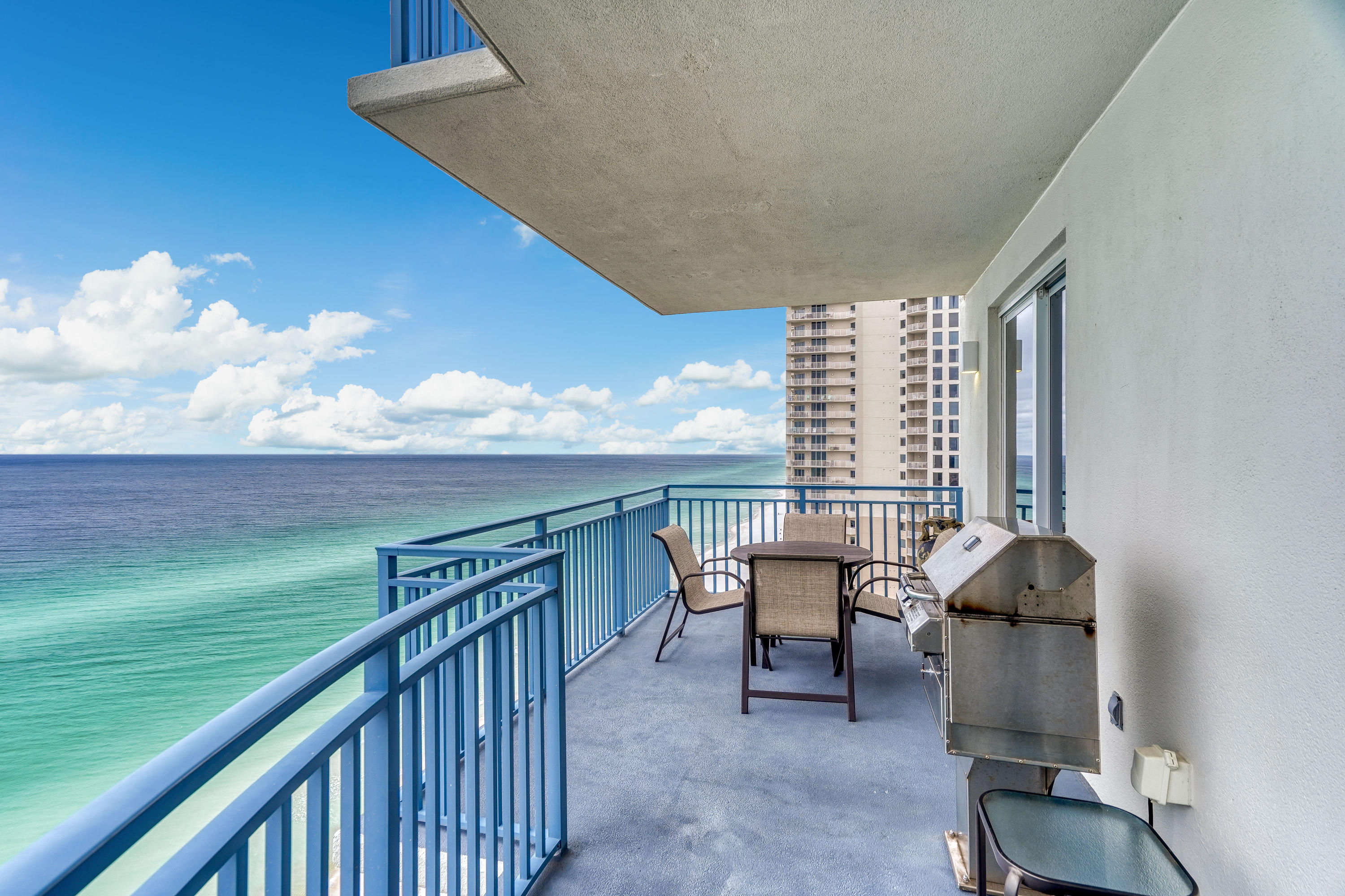 Sterling Breeze - Residential