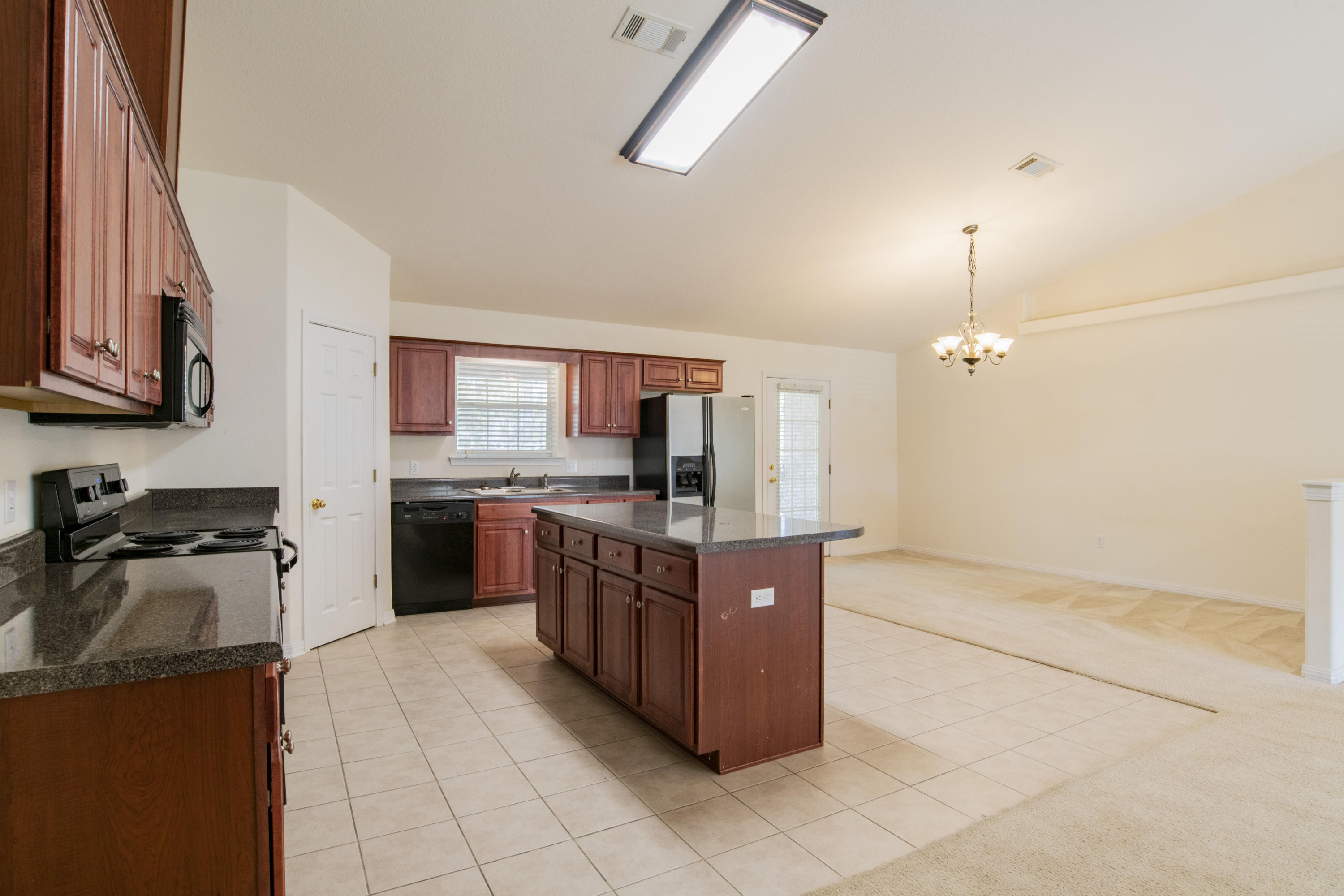 HOLLEY BY THE SEA - Residential