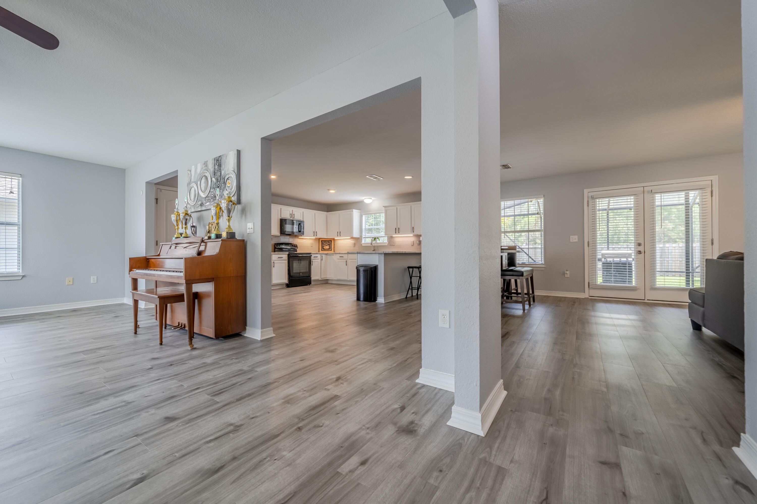 DRIFTWOOD ESTATES - Residential