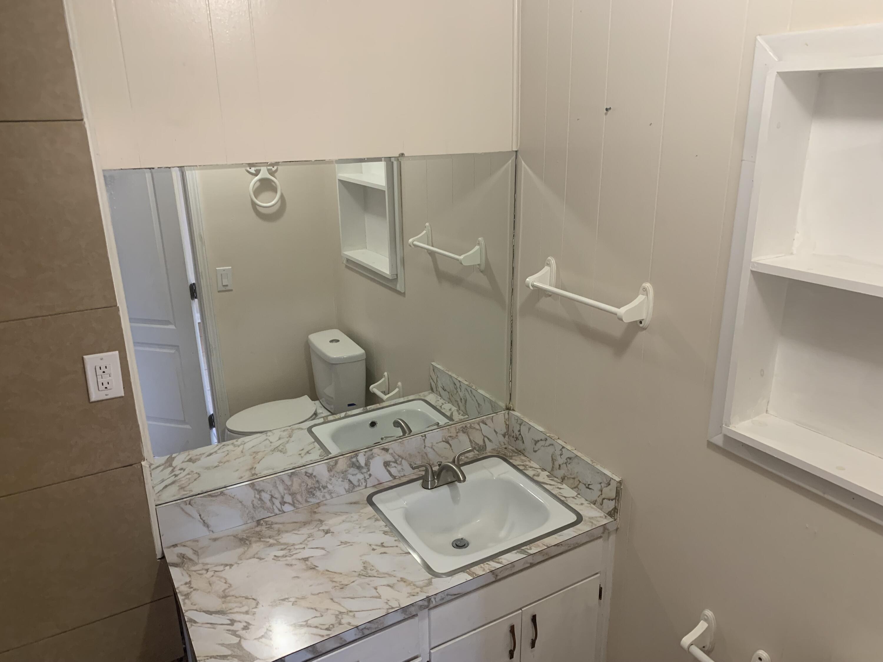 METES & BOUNDS - Residential Lease