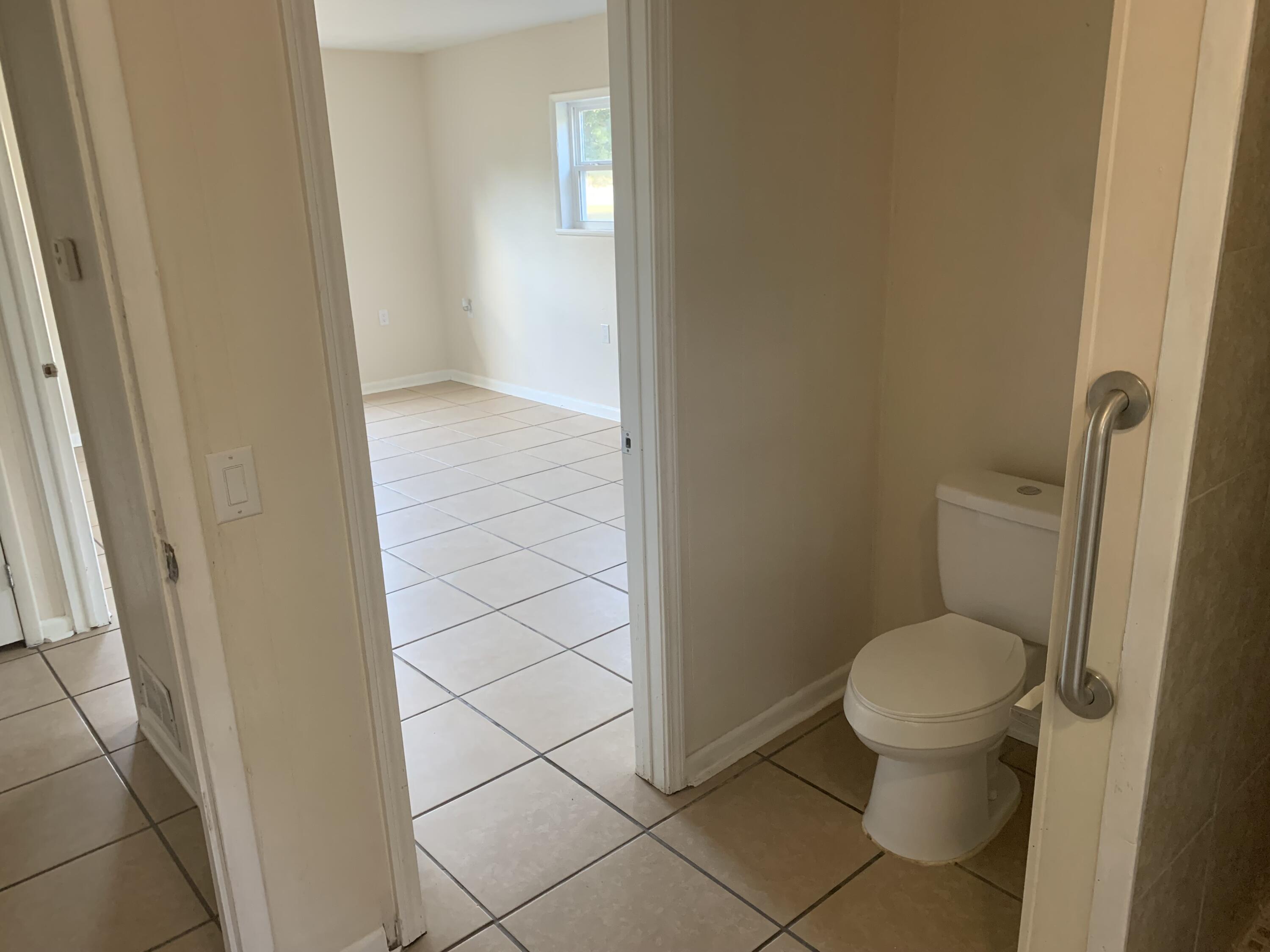 METES & BOUNDS - Residential Lease