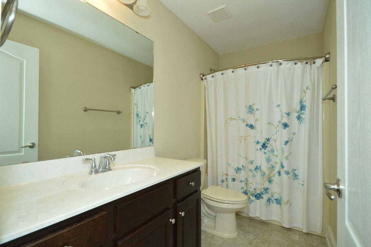 THE MEADOWS - Residential