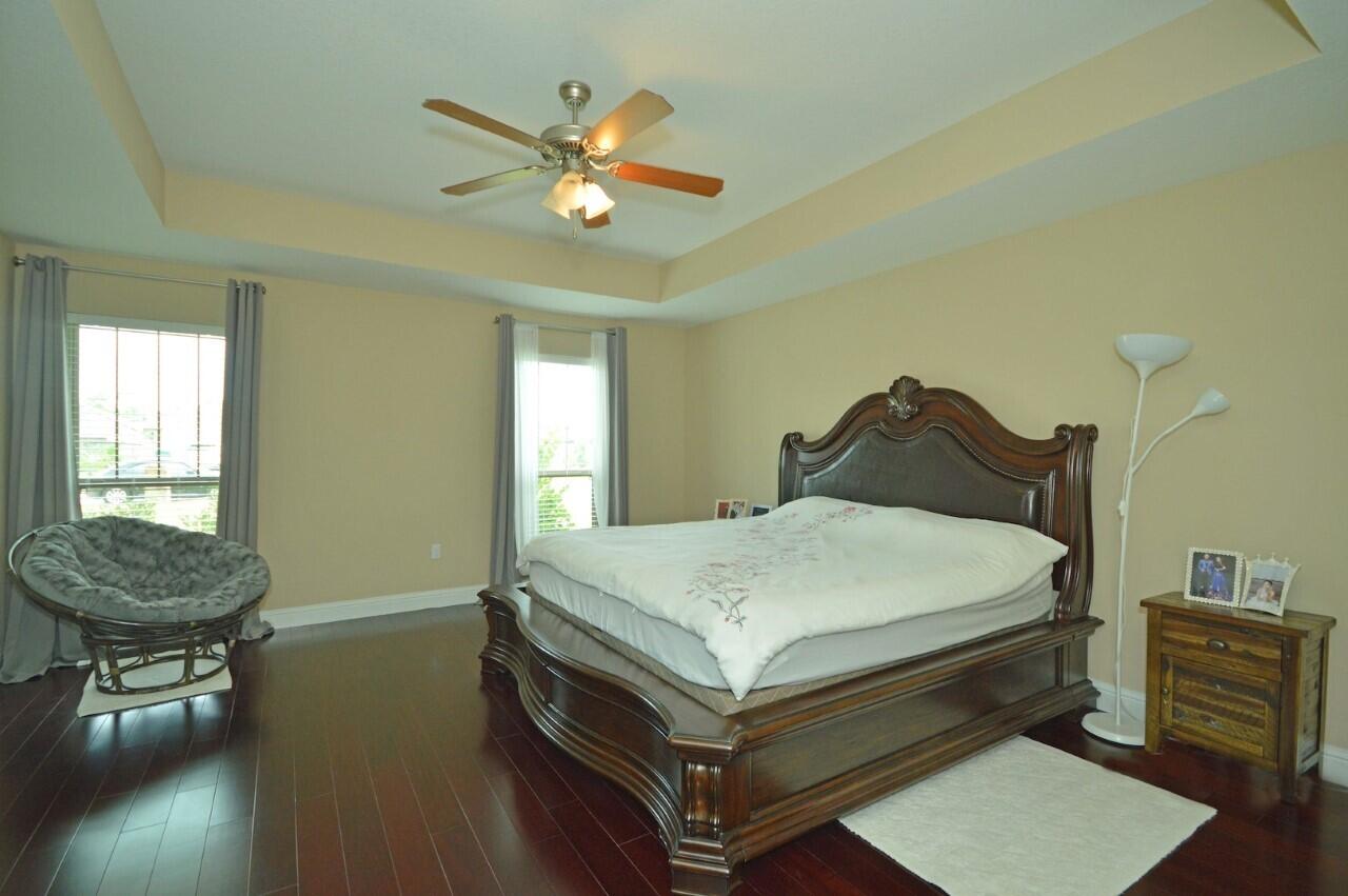 THE MEADOWS - Residential