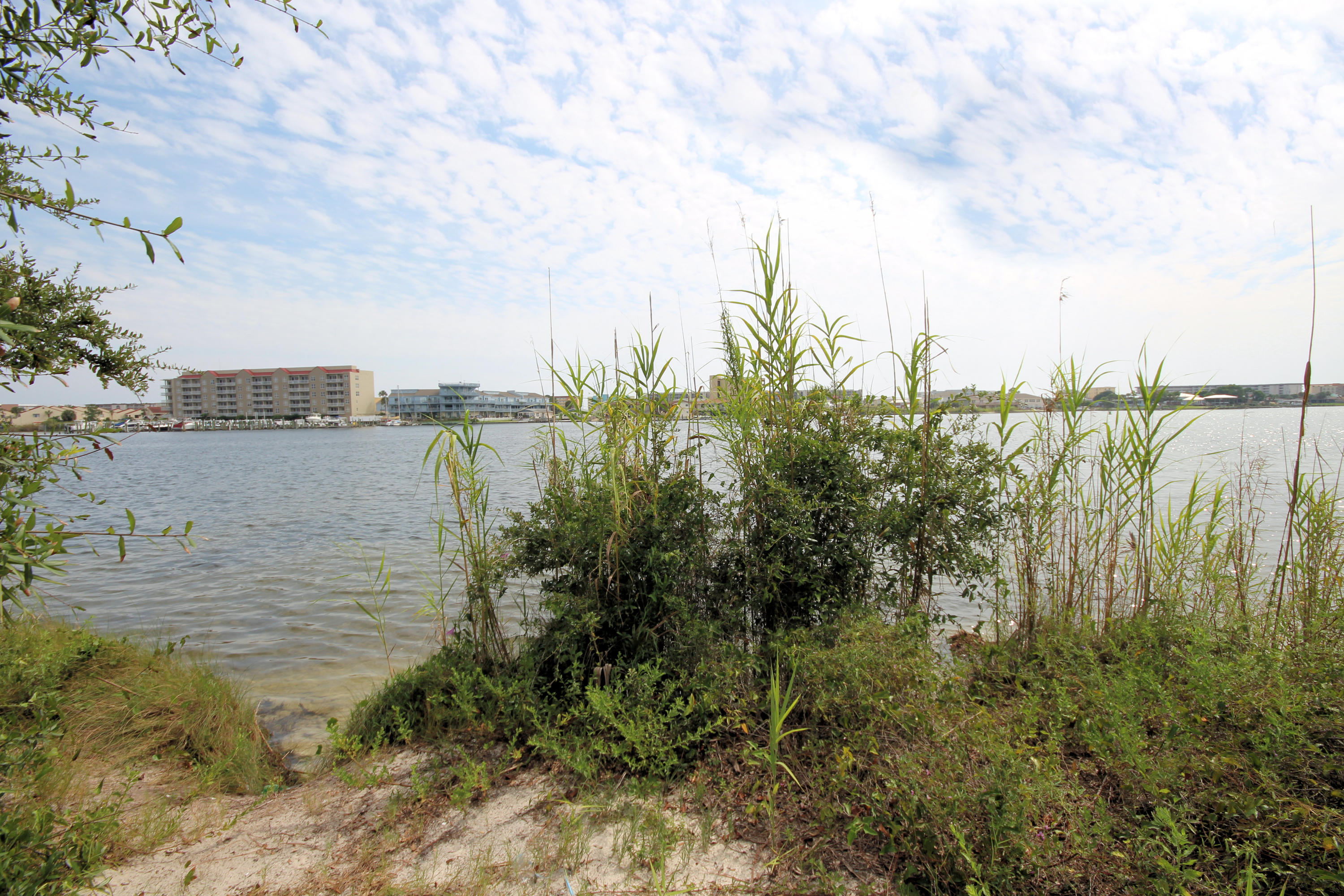 MIRAMAR PLACE - Residential