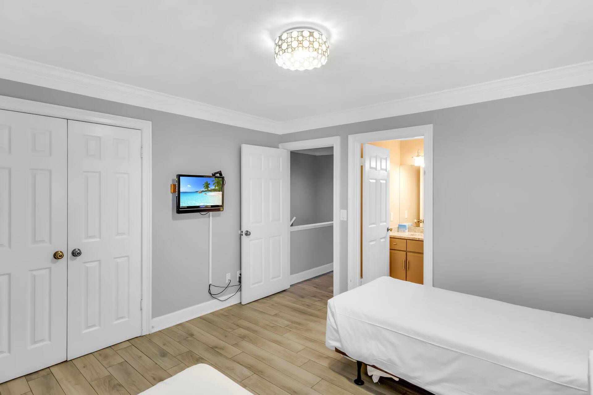 BEACHWALK VILLAS PH 05 - Residential