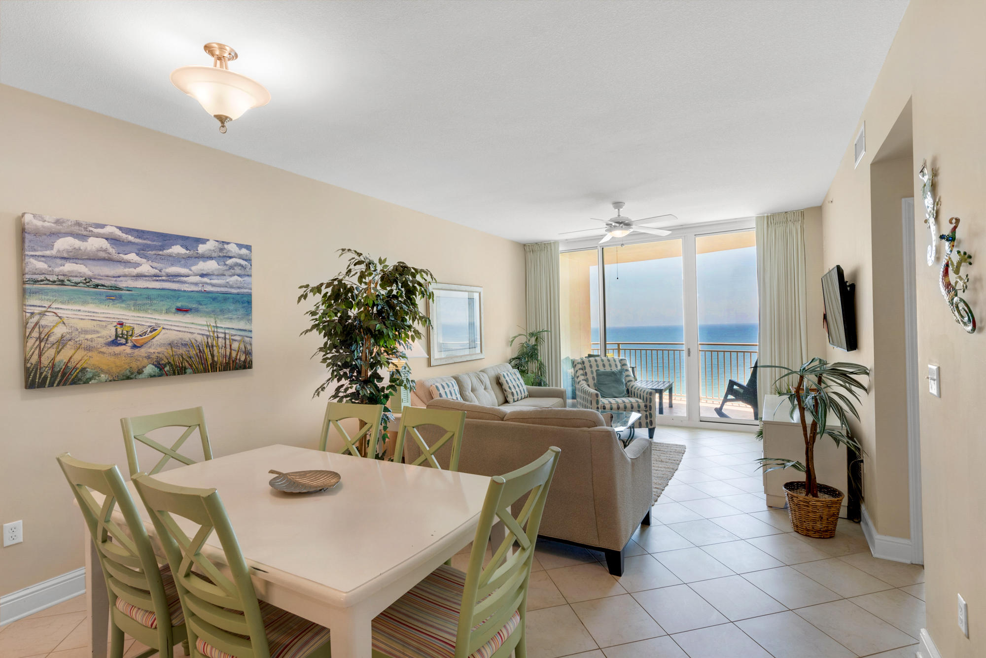AQUA BEACHSIDE RESORT - Residential