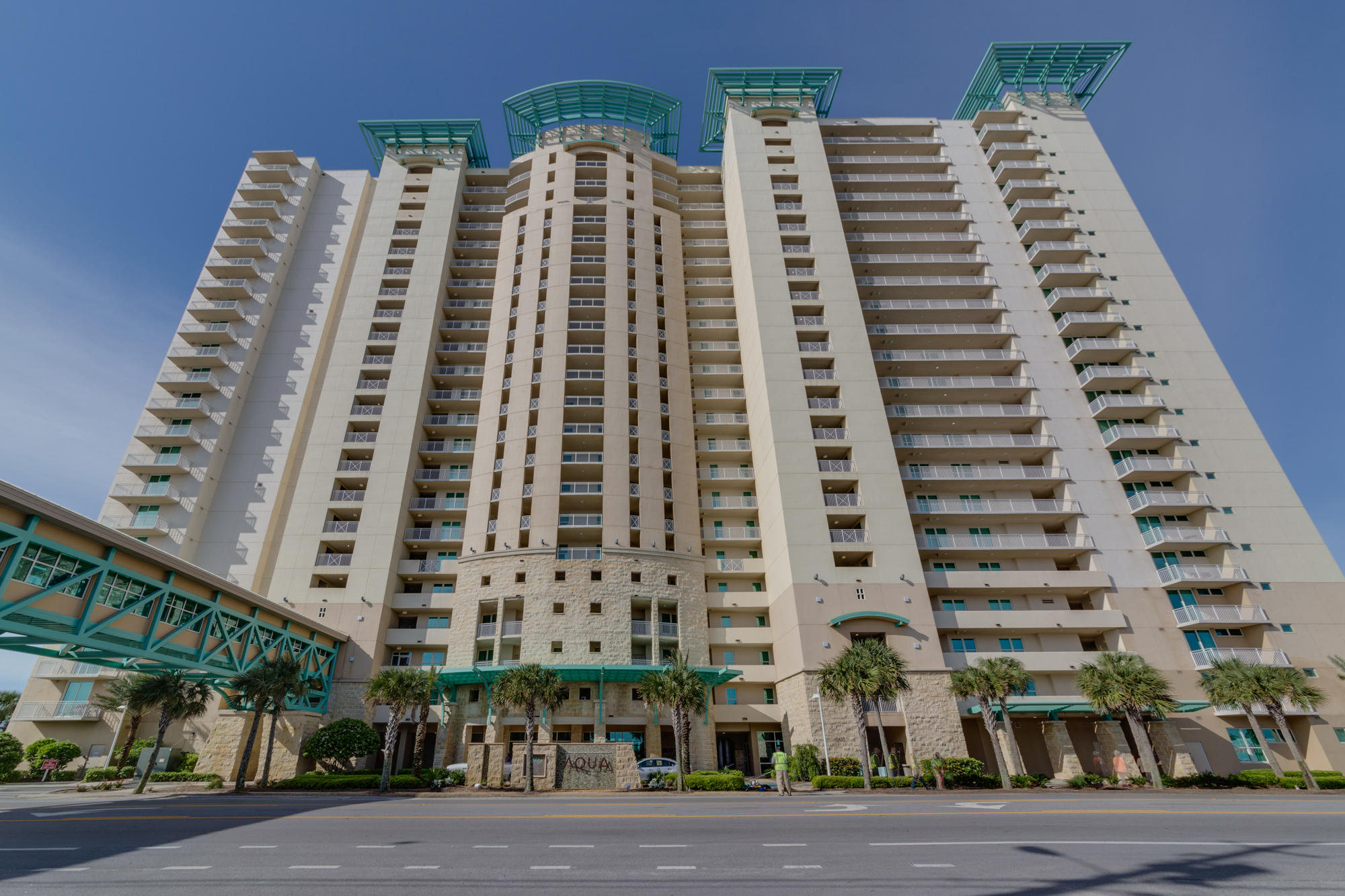 AQUA BEACHSIDE RESORT - Residential