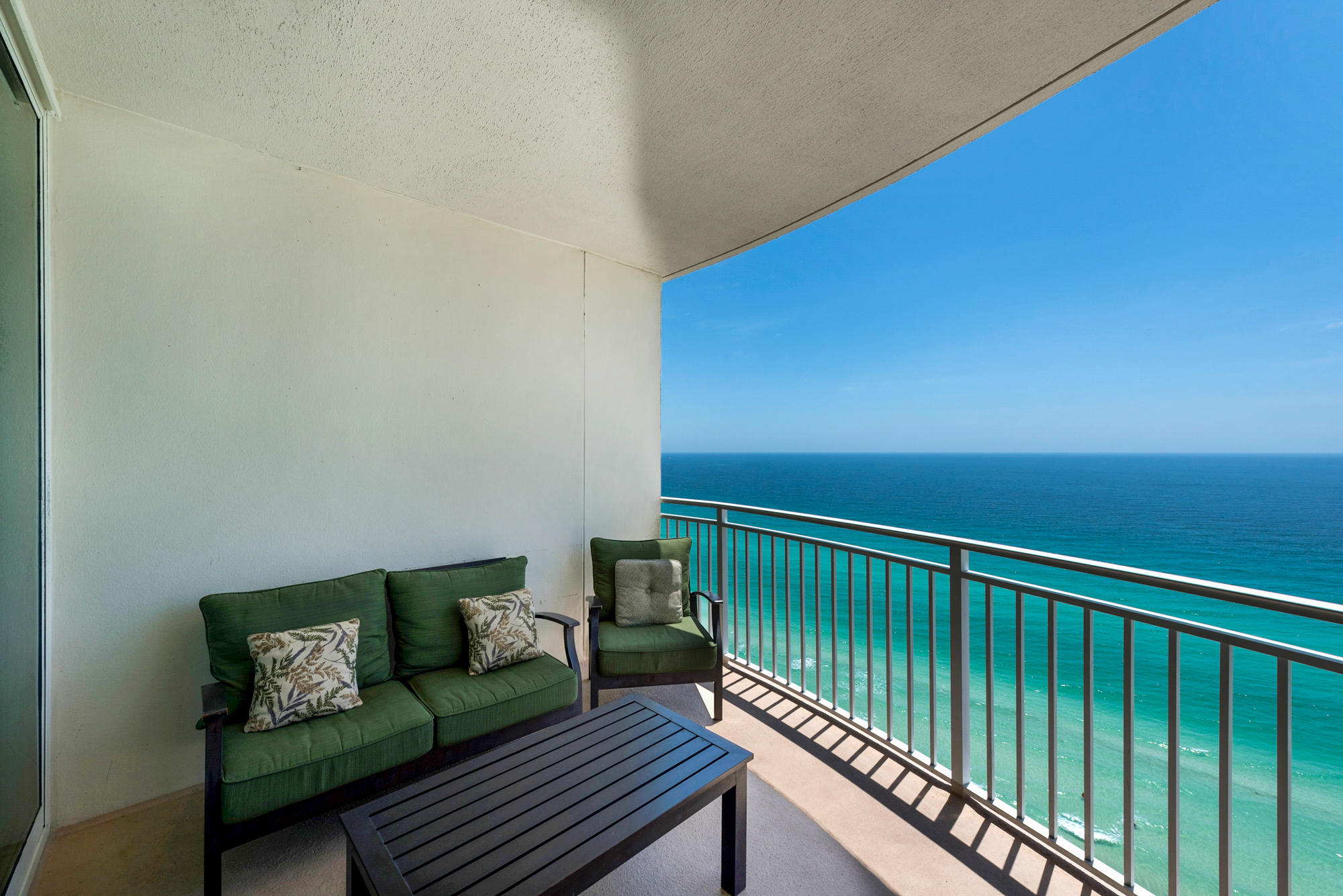 AQUA BEACHSIDE RESORT - Residential