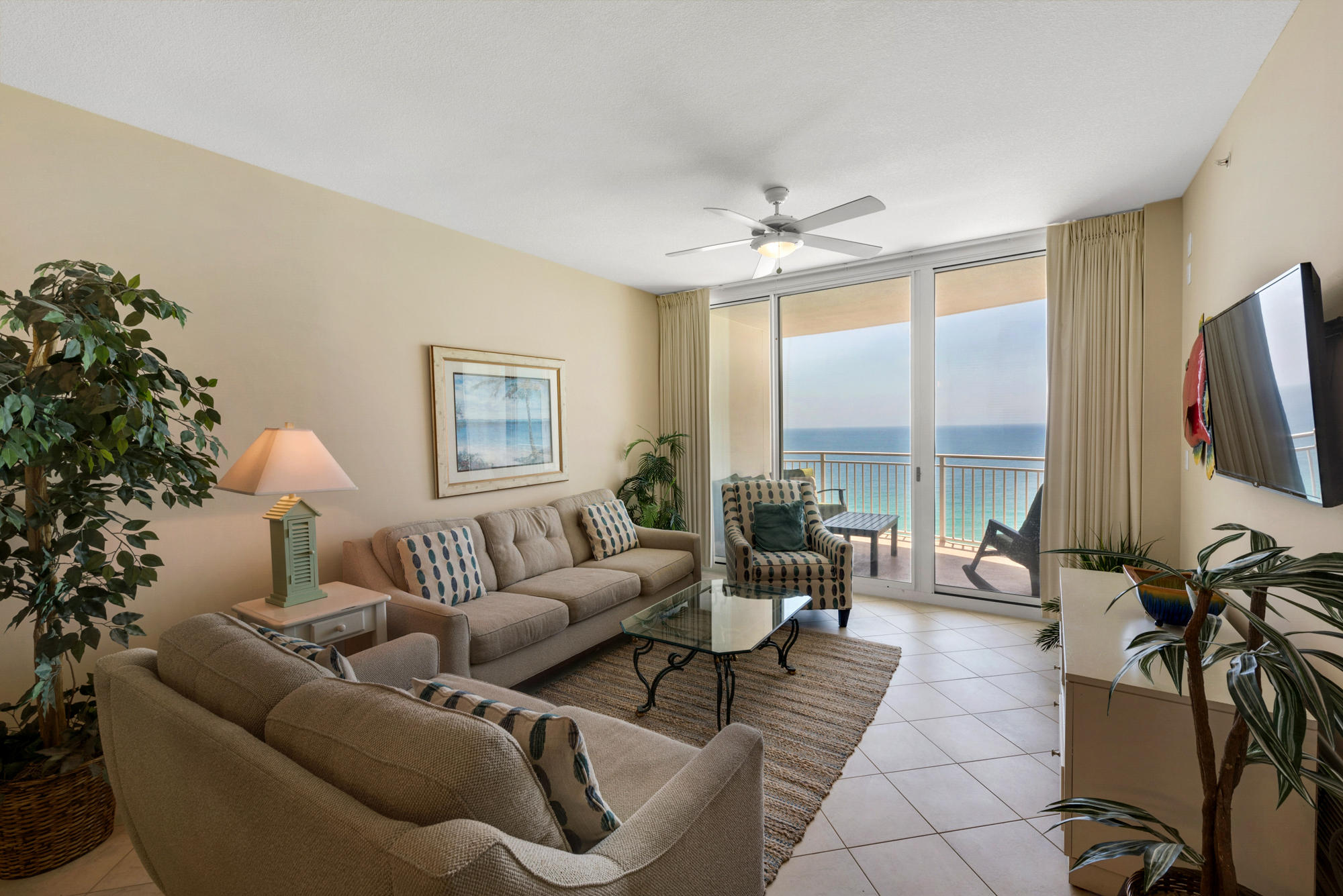 AQUA BEACHSIDE RESORT - Residential