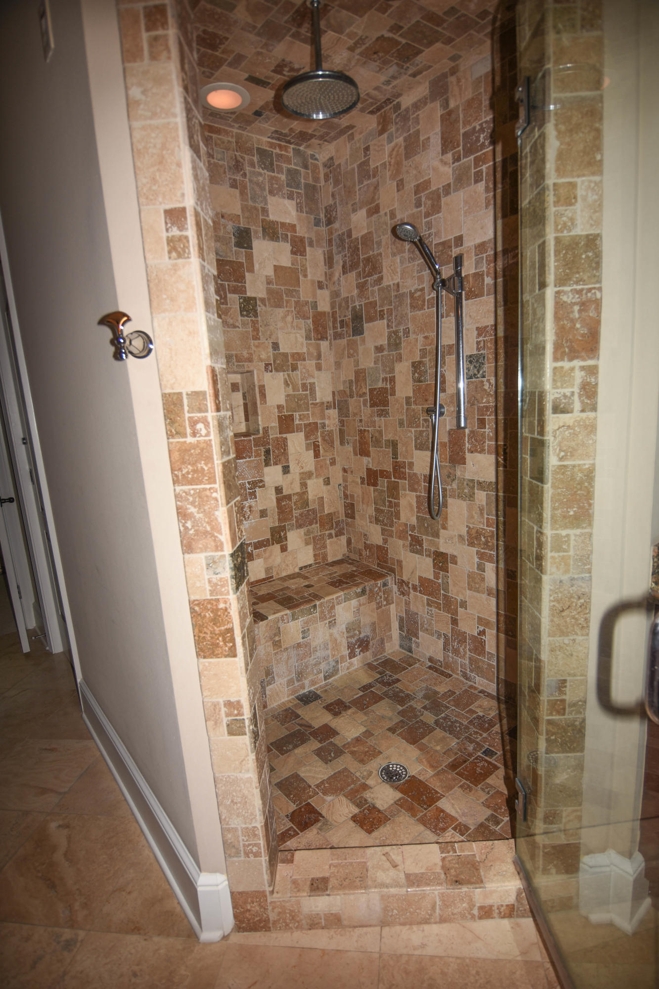 BELLA RIVA - Residential