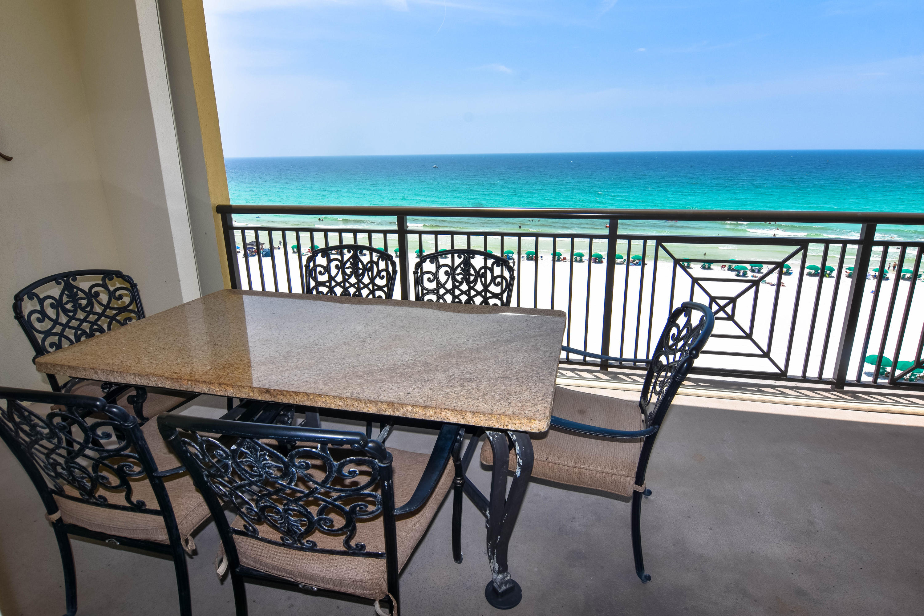 BELLA RIVA - Residential