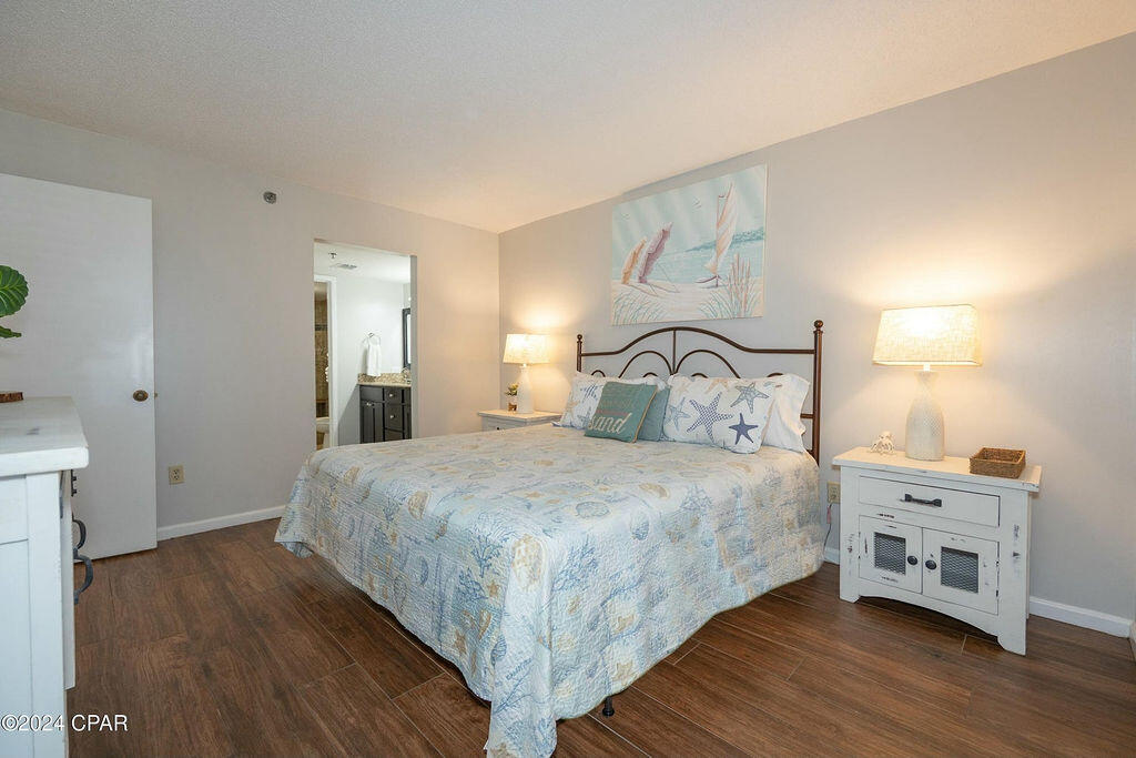 EDGEWATER TOWER 3 - Residential