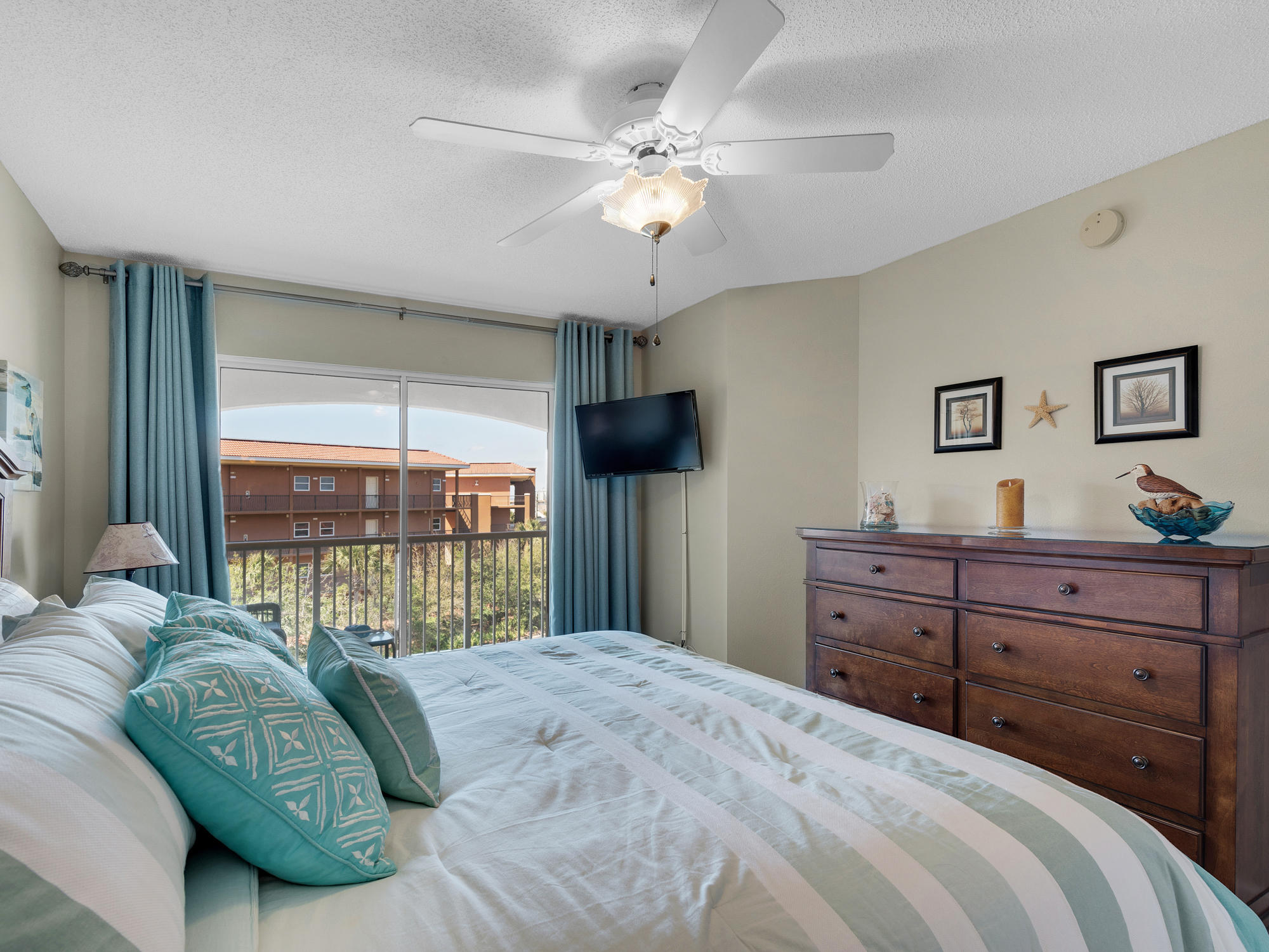 CIBONEY CONDO - Residential