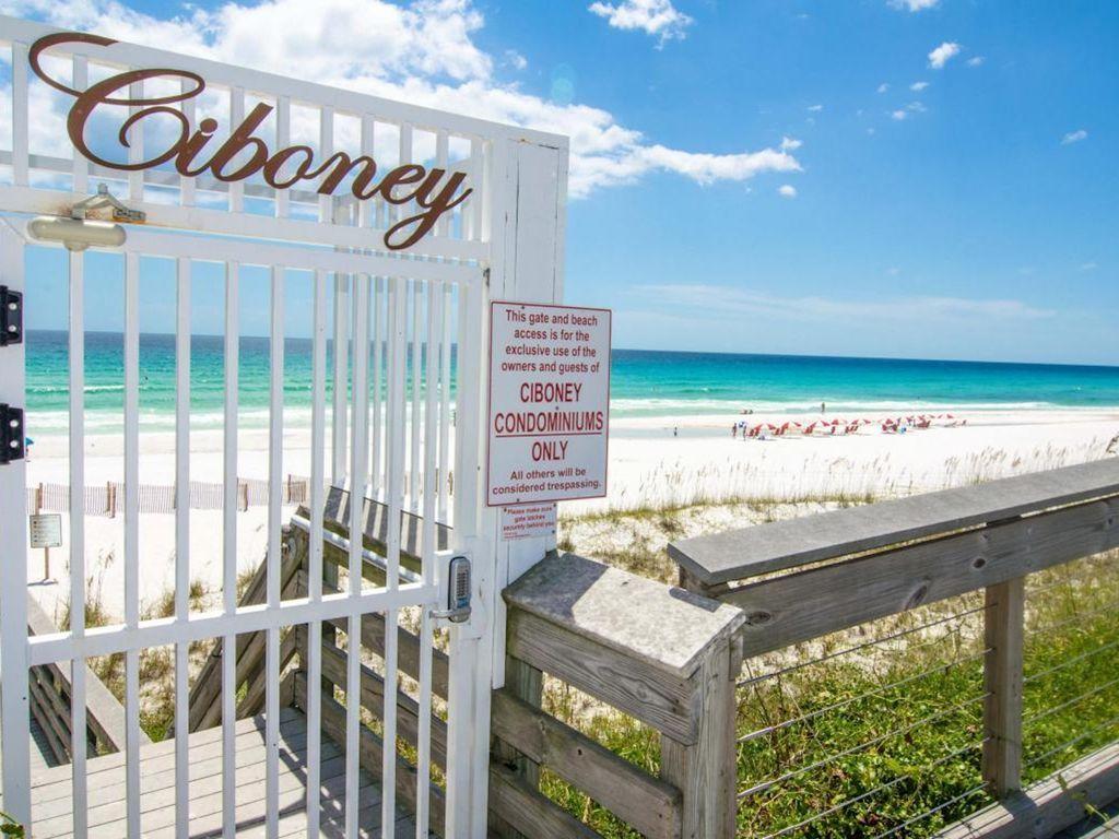 CIBONEY CONDO - Residential