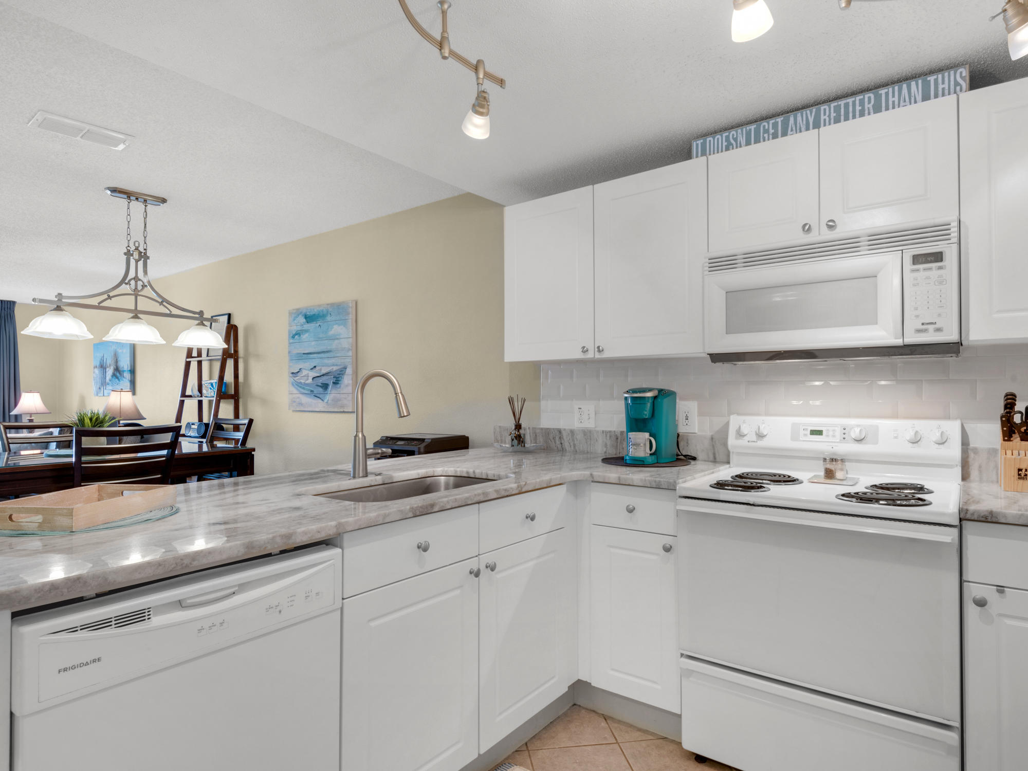 CIBONEY CONDO - Residential