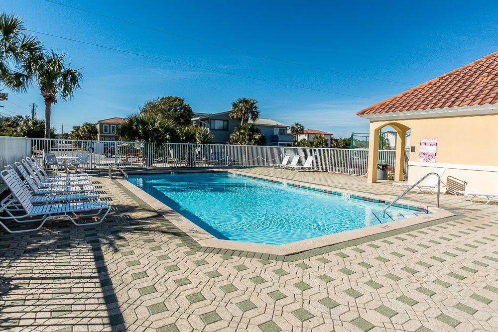 CIBONEY CONDO - Residential