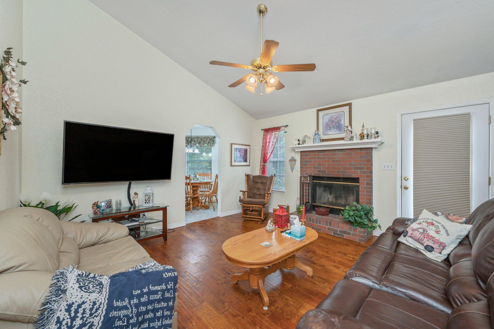 NORTHVIEW ESTATES 3RD ADDN - Residential