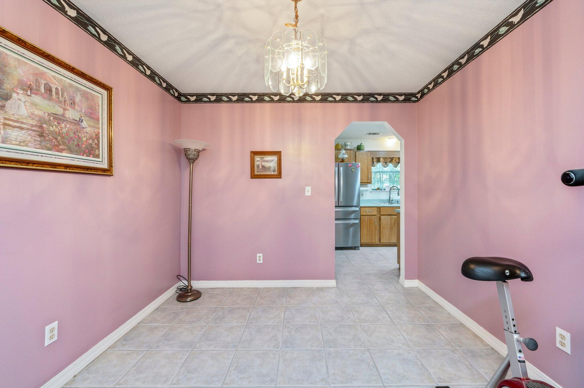 NORTHVIEW ESTATES 3RD ADDN - Residential