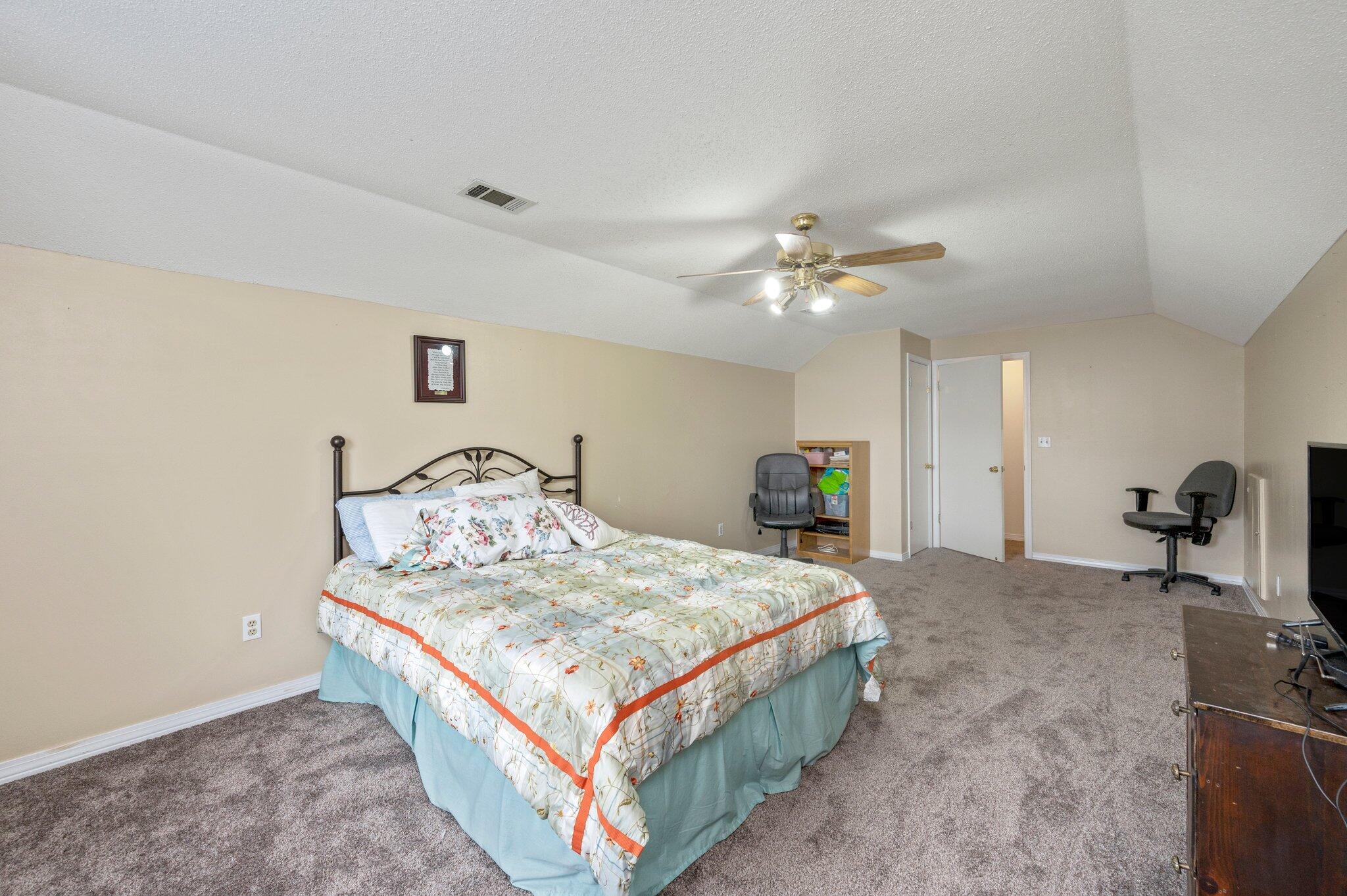 NORTHVIEW ESTATES 3RD ADDN - Residential