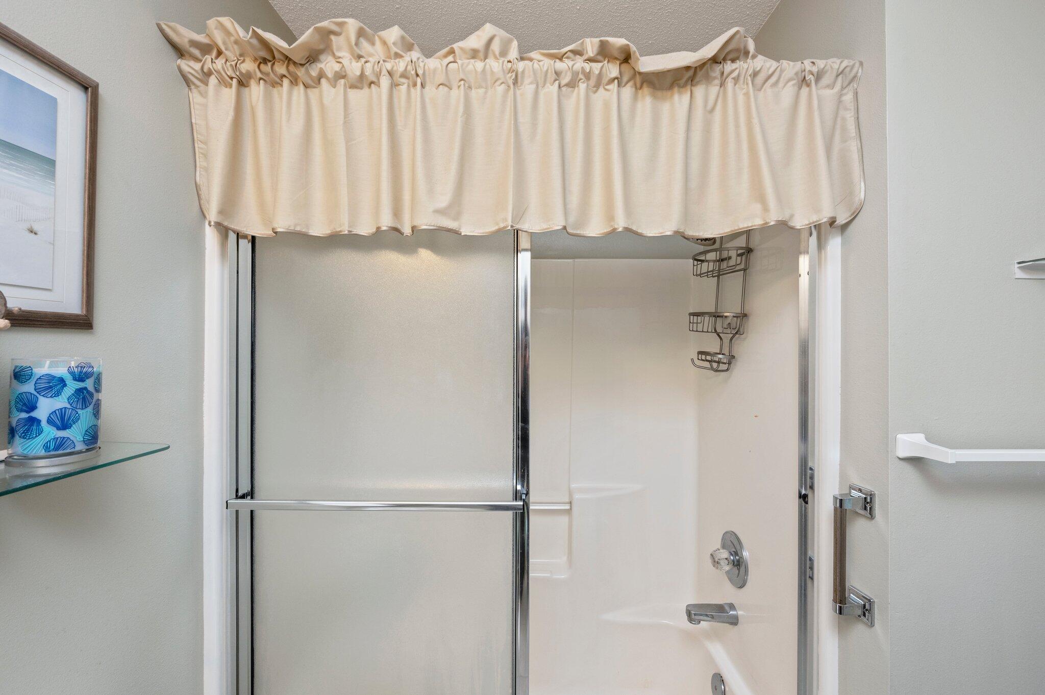 NORTHVIEW ESTATES 3RD ADDN - Residential