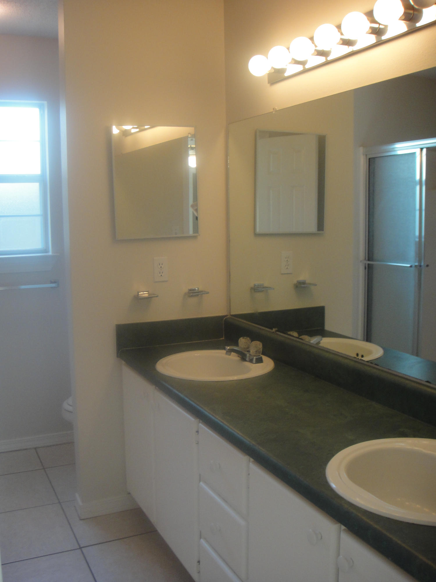 SOUTHERN OAKS PLANTATION - Residential Lease