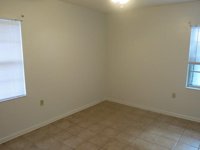 PORT DIXIE - Residential Lease