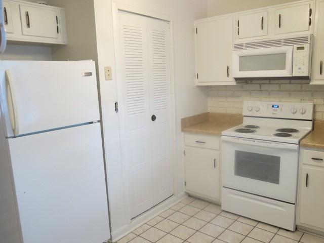 PORT DIXIE - Residential Lease