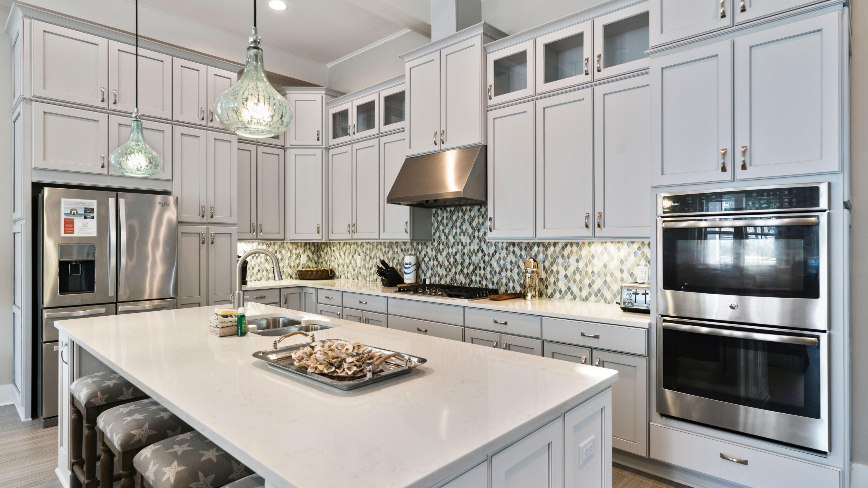 HIGHLAND PARKS - Residential