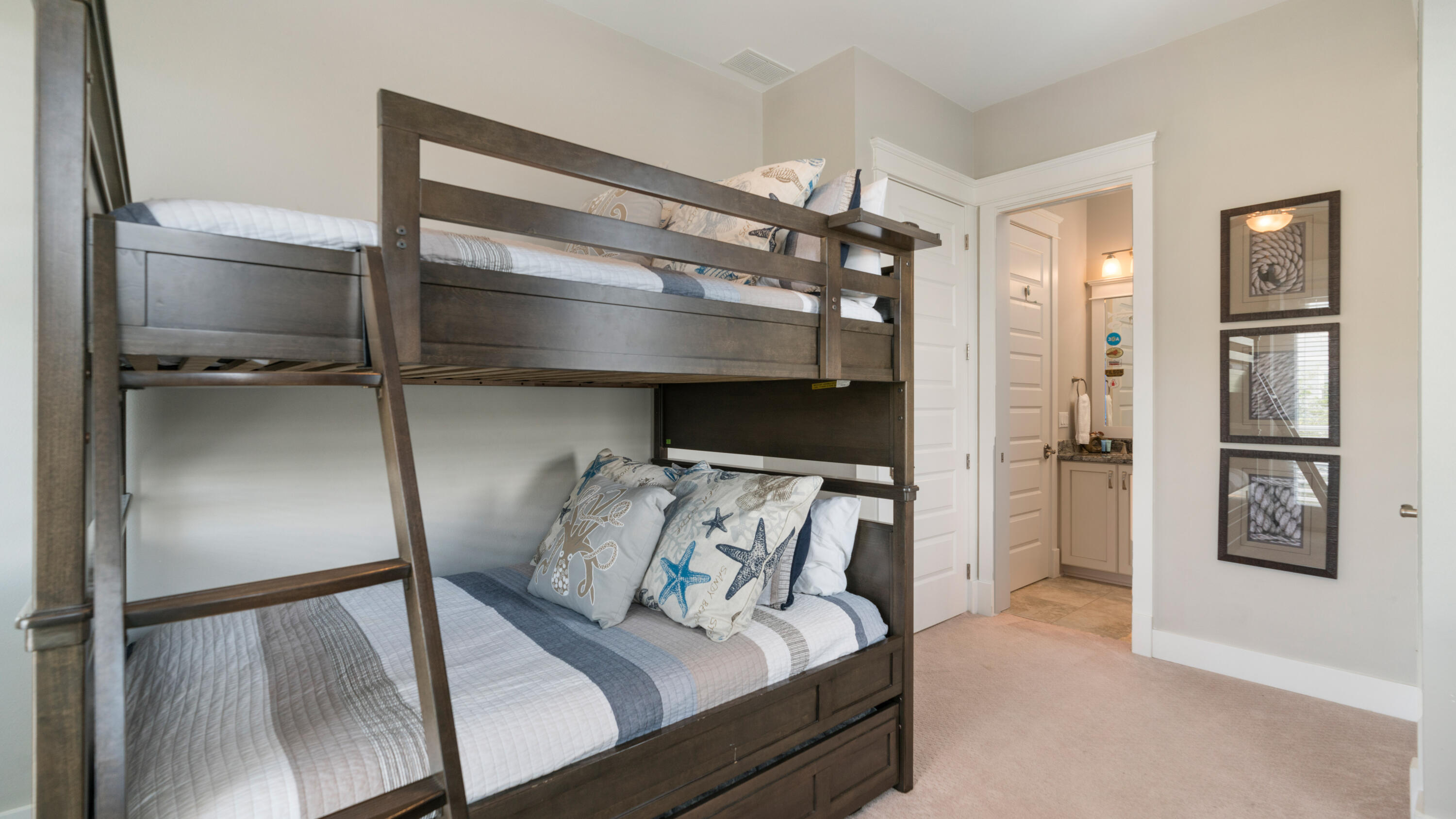 HIGHLAND PARKS - Residential