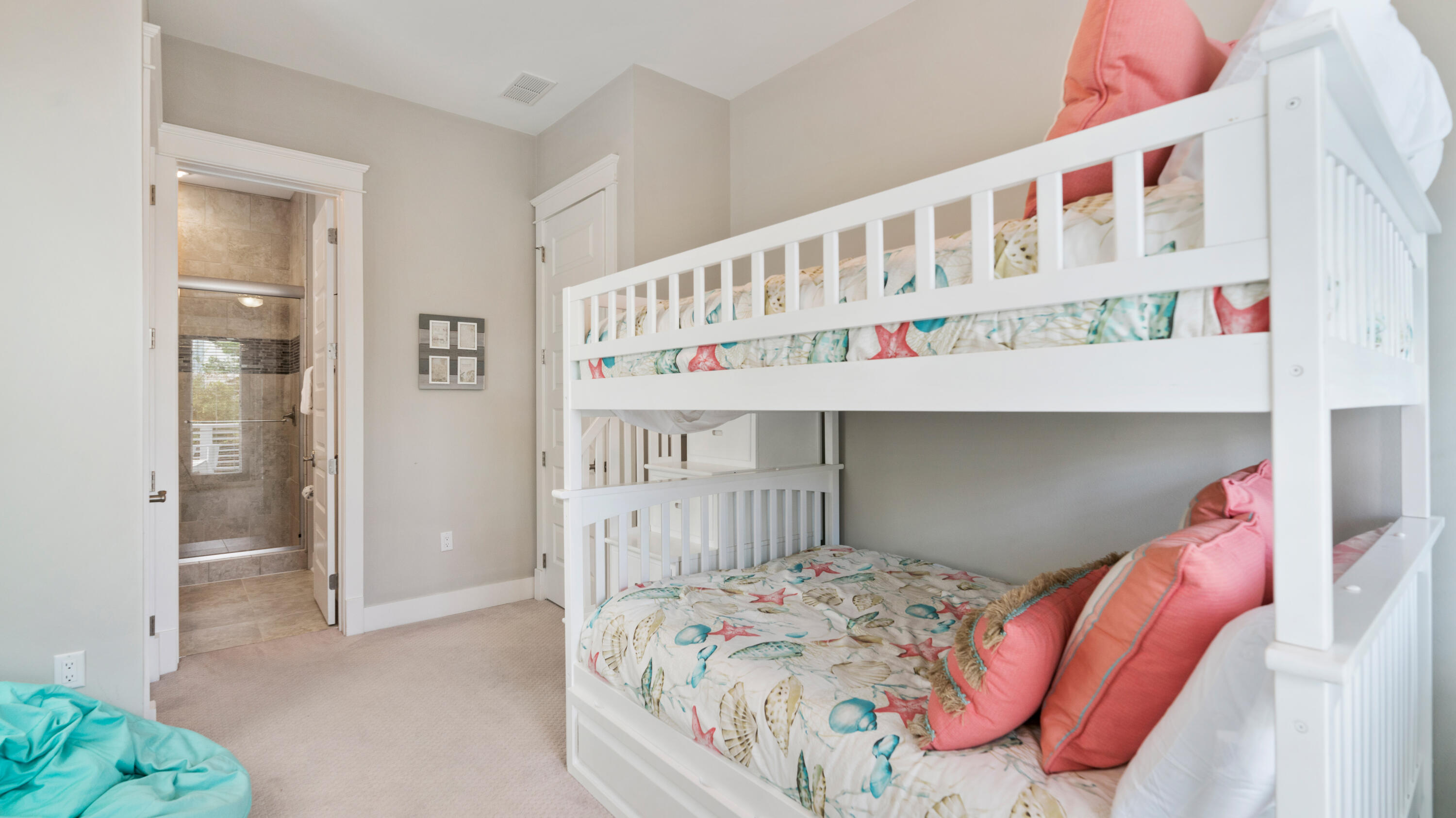 HIGHLAND PARKS - Residential