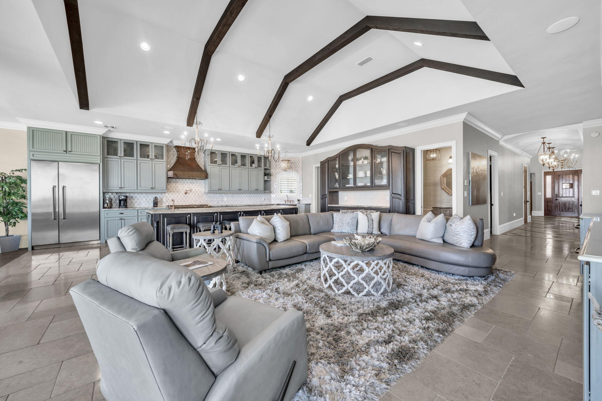 BURNT PINE - Residential