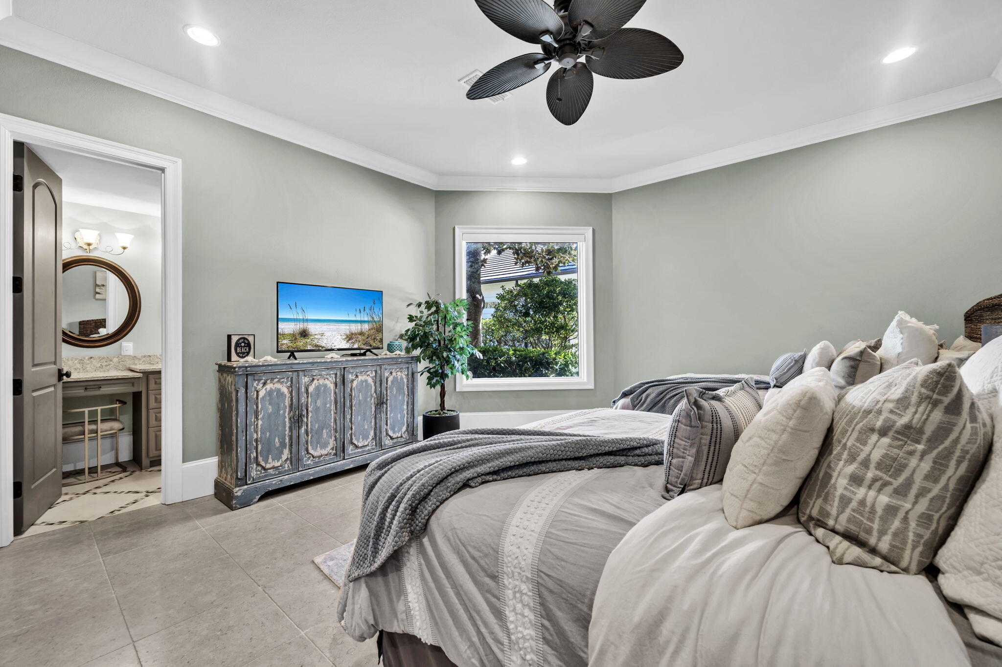 BURNT PINE - Residential