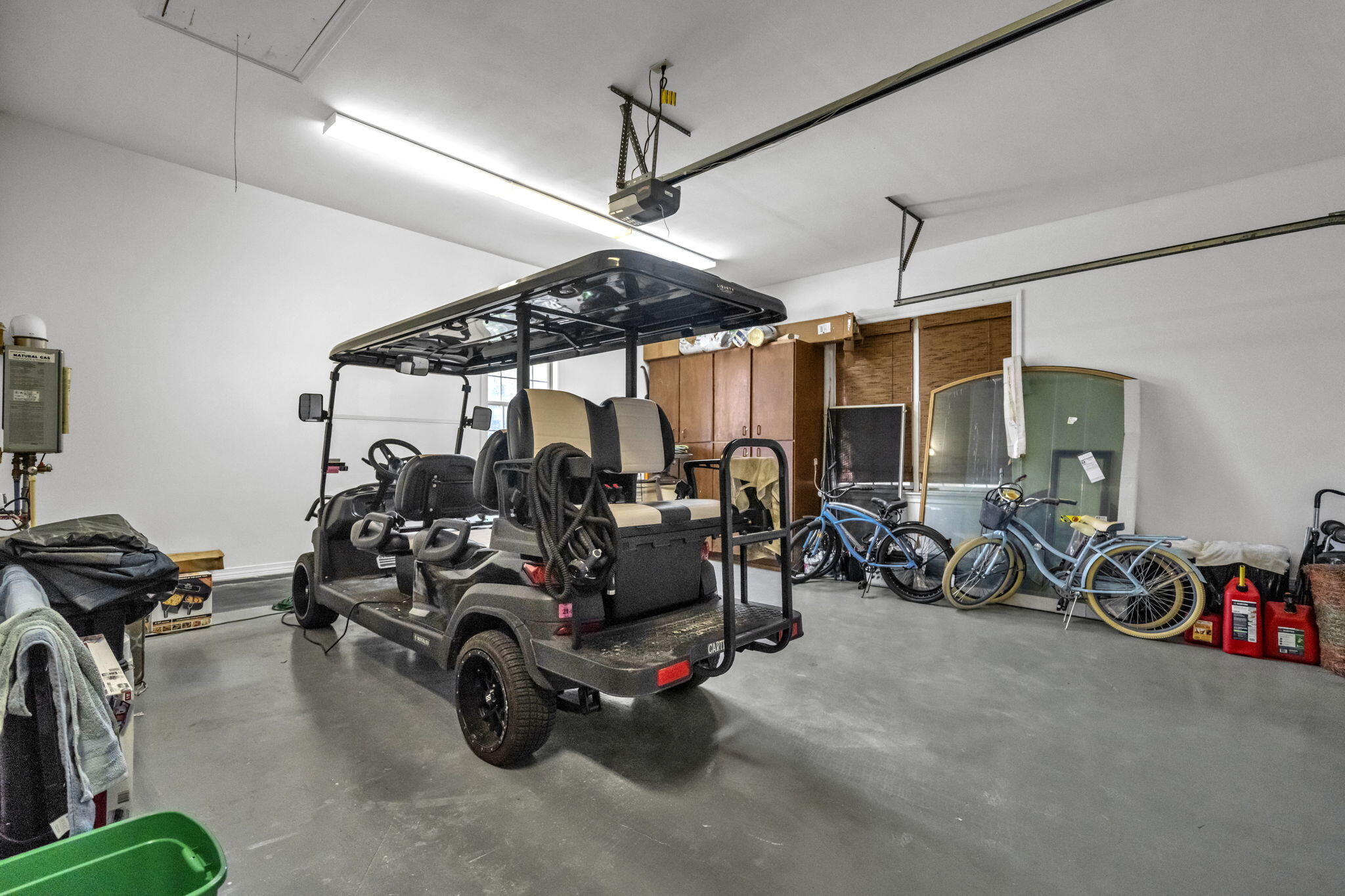 BURNT PINE - Residential